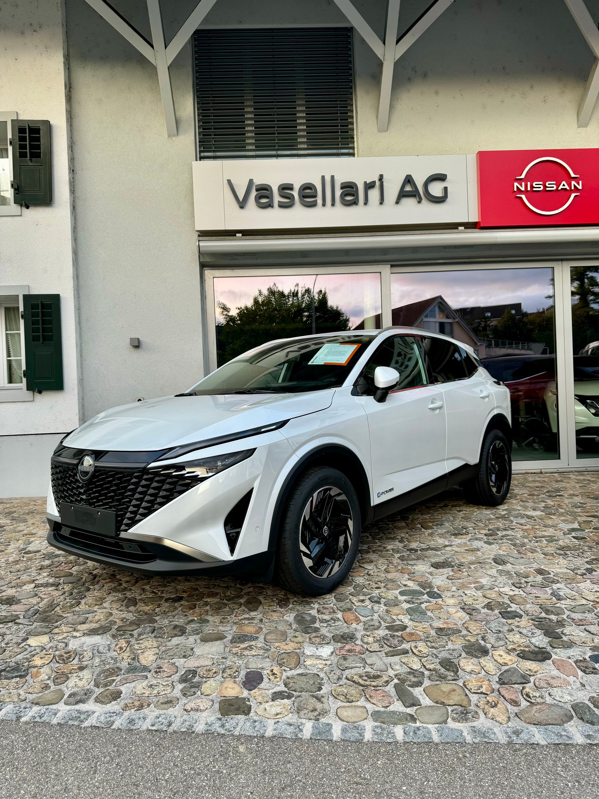 NISSAN Qashqai 1.5 VC-T e-Power N-Connecta