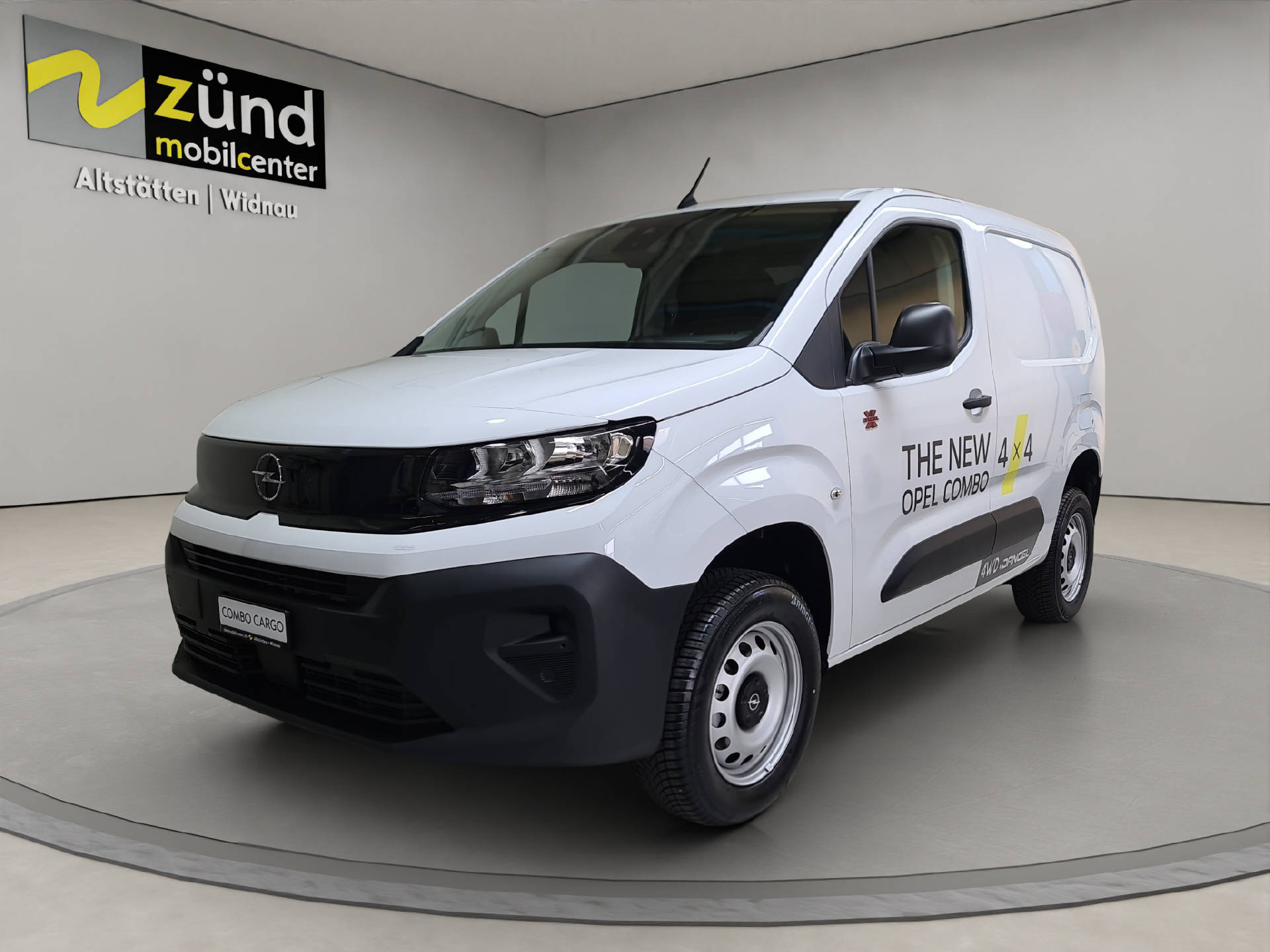 OPEL Combo Cargo 2.4 t 1.5 D S/S 4x4 Automat-image-0