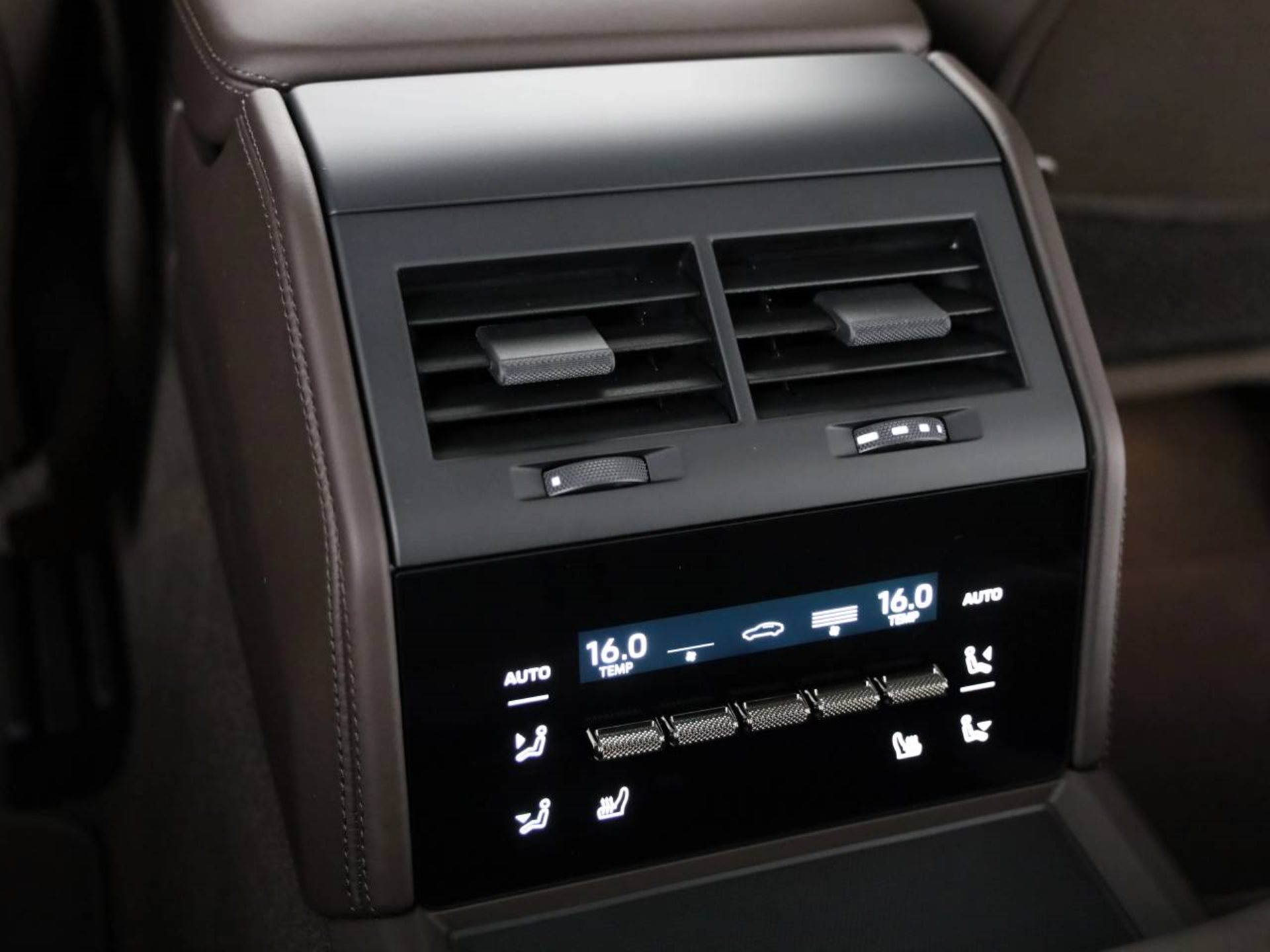 PORSCHE Panamera Turbo S E-Hybrid-image-19