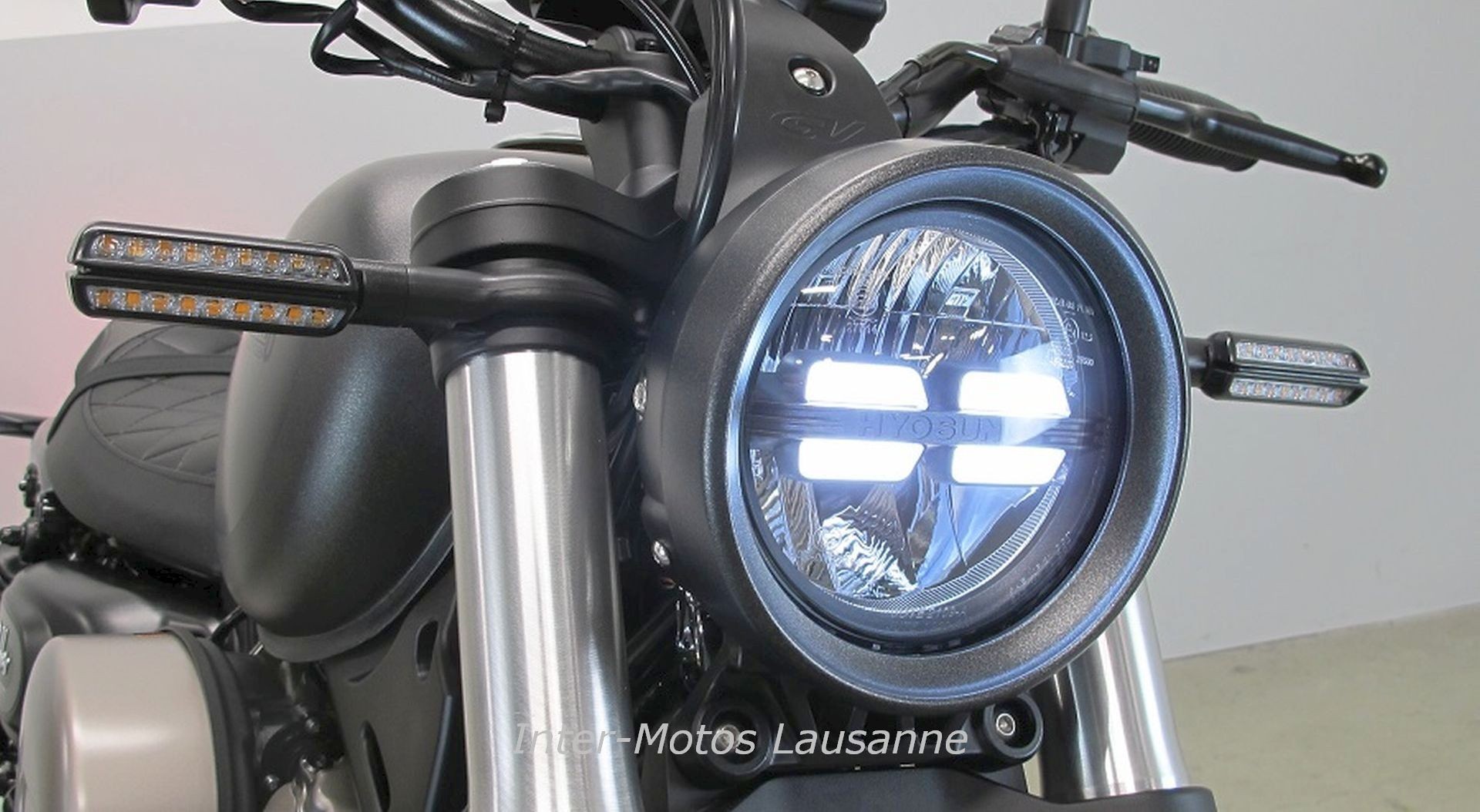 HYOSUNG BOBBER GV 300 S EVO-image-5