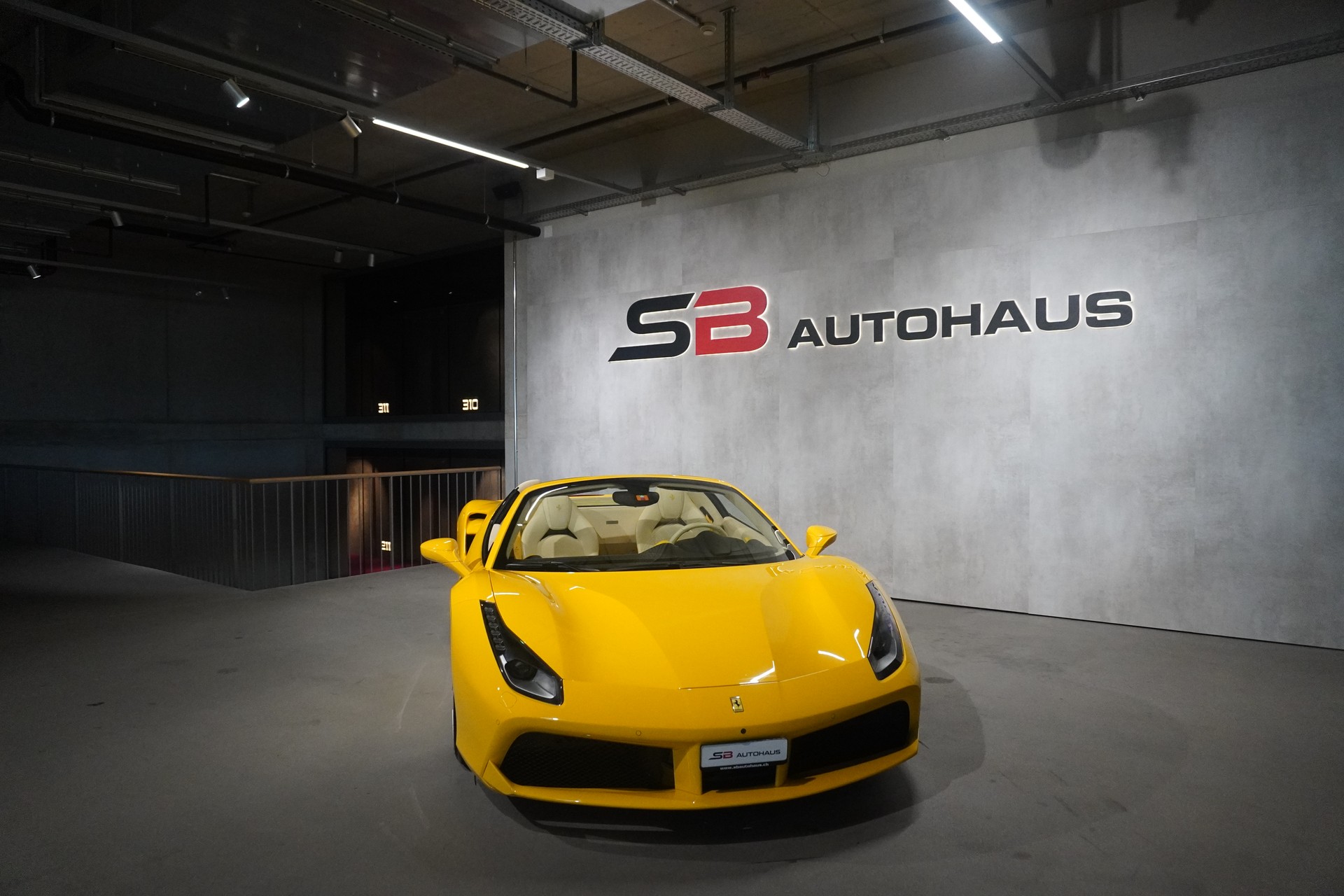 FERRARI 488 Spider 3.9 V8-image-1