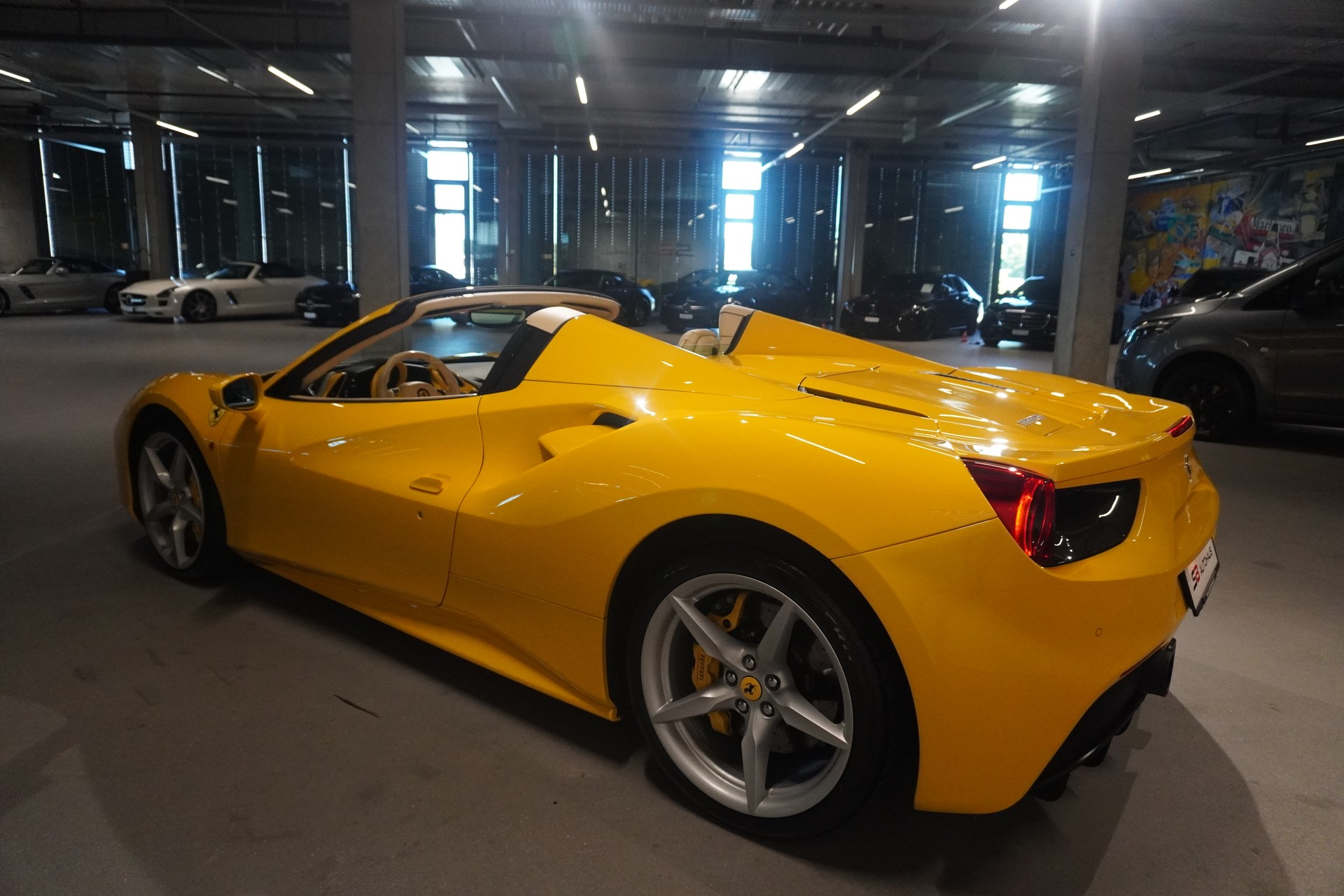 FERRARI 488 Spider 3.9 V8-image-18