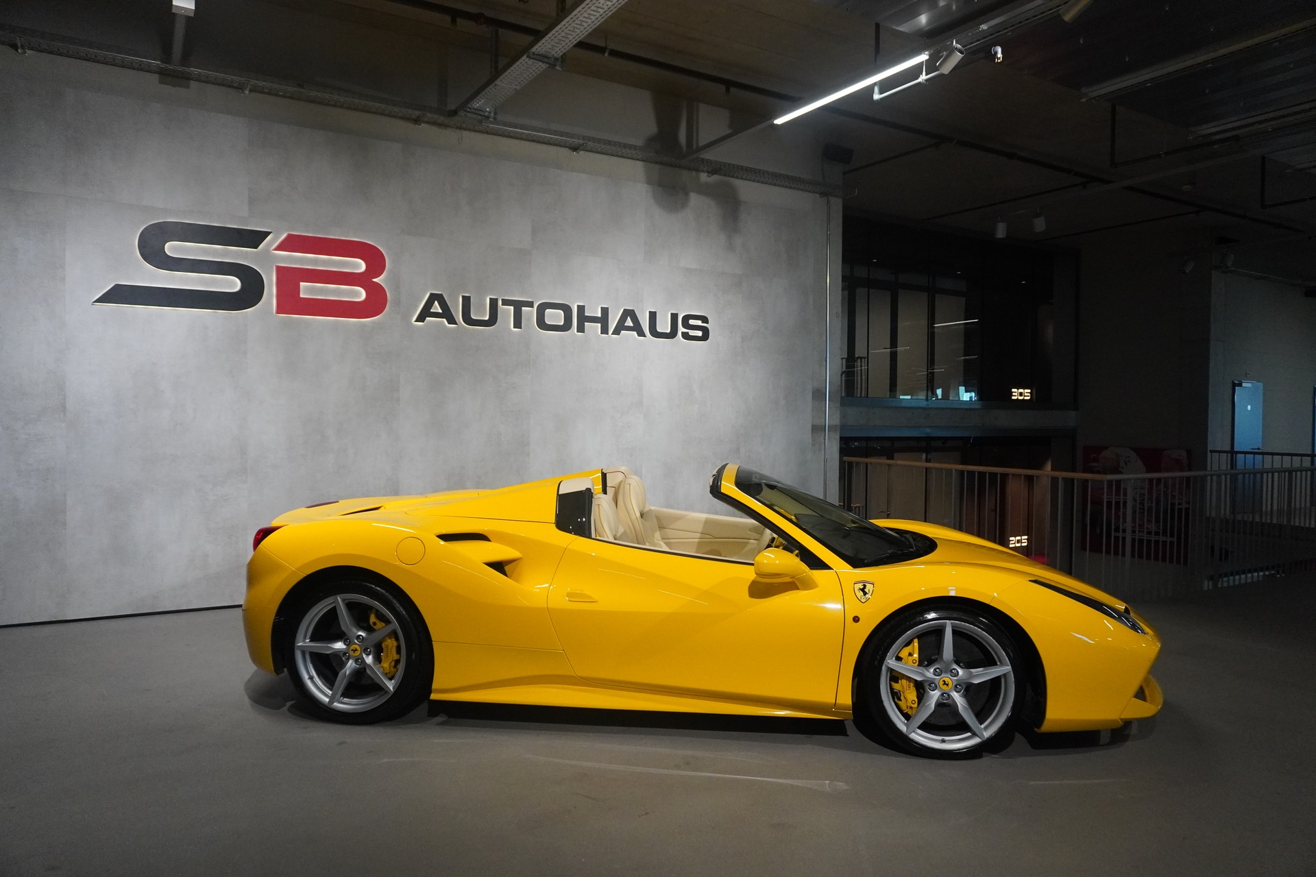 FERRARI 488 Spider 3.9 V8-image-2