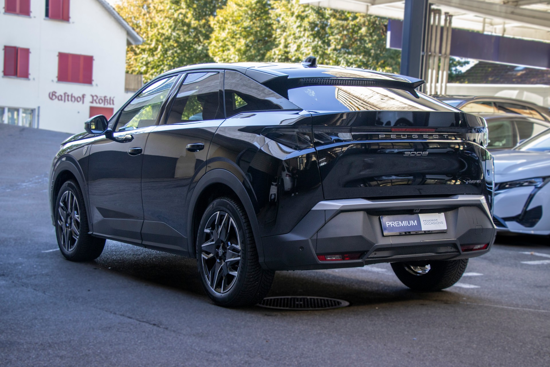 PEUGEOT 3008 145 e-DCS6 Hybrid GT-image-1