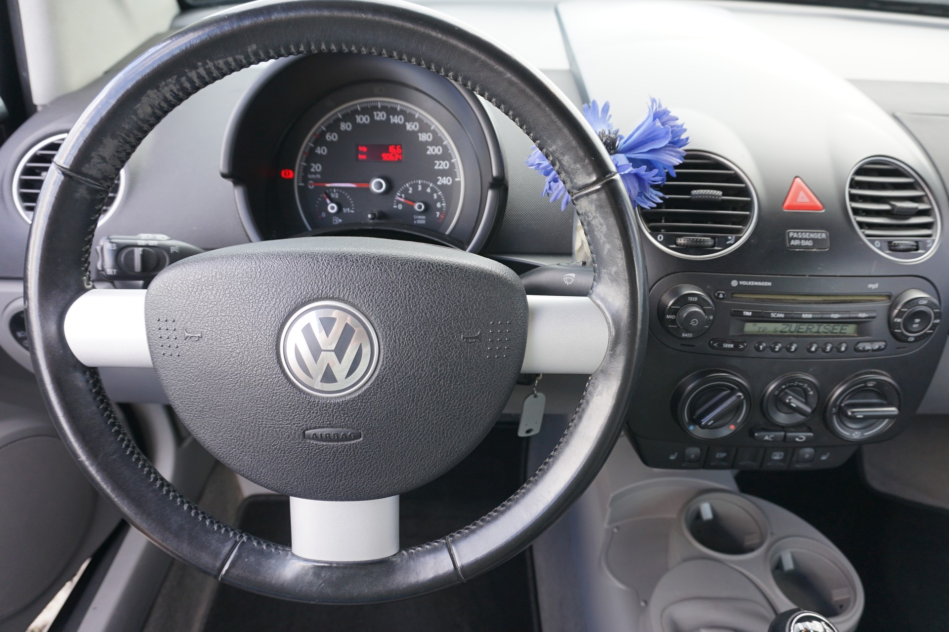 VW Beetle 1.8 Turbo Sixty Cabriolet 150PA-image-23