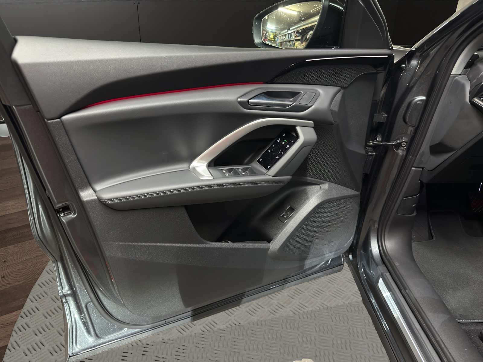 AUDI Q5 TFSI quatto 150 kW S-tronic-image-18