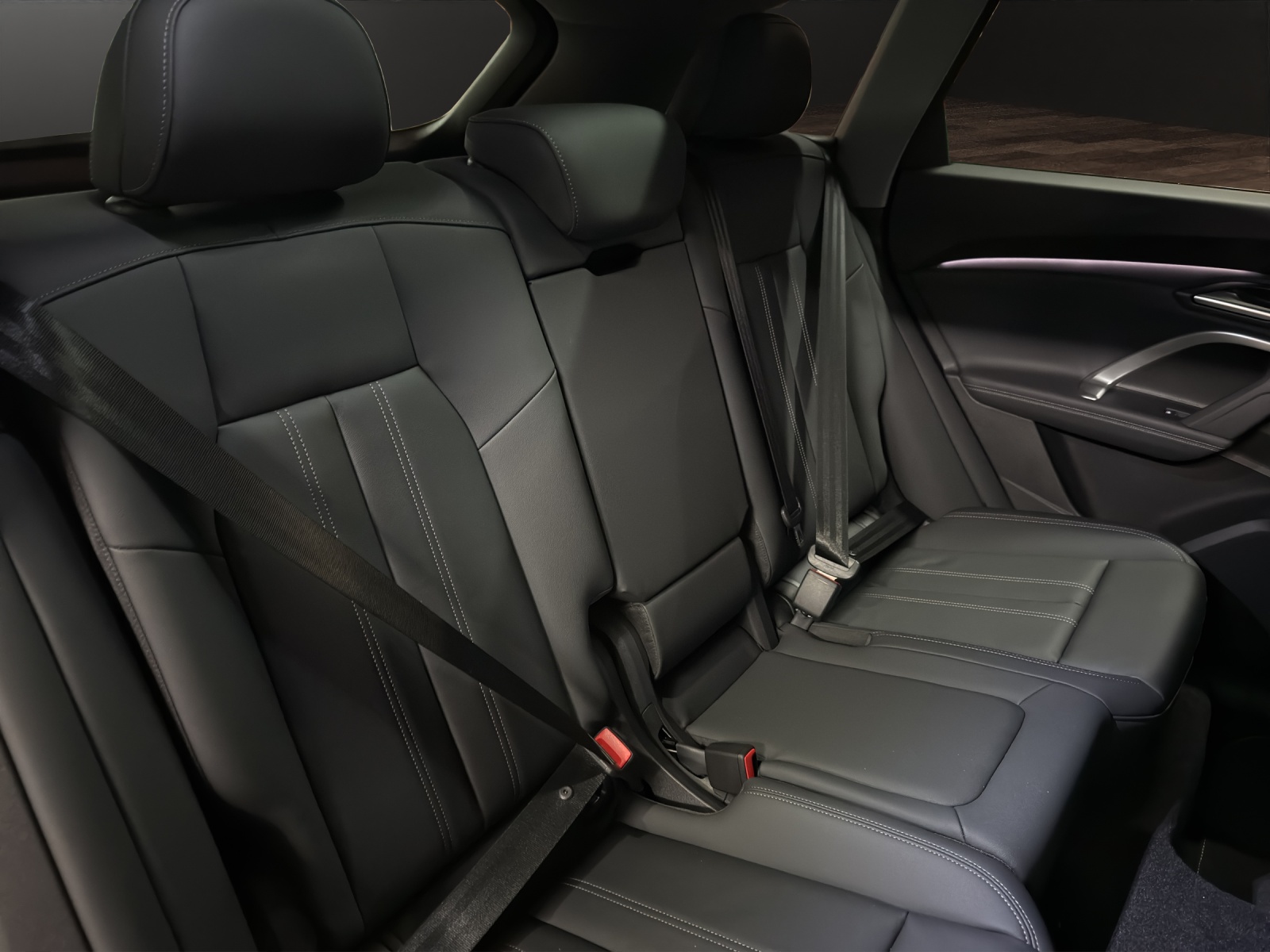 AUDI Q5 TFSI quatto 150 kW S-tronic-image-14