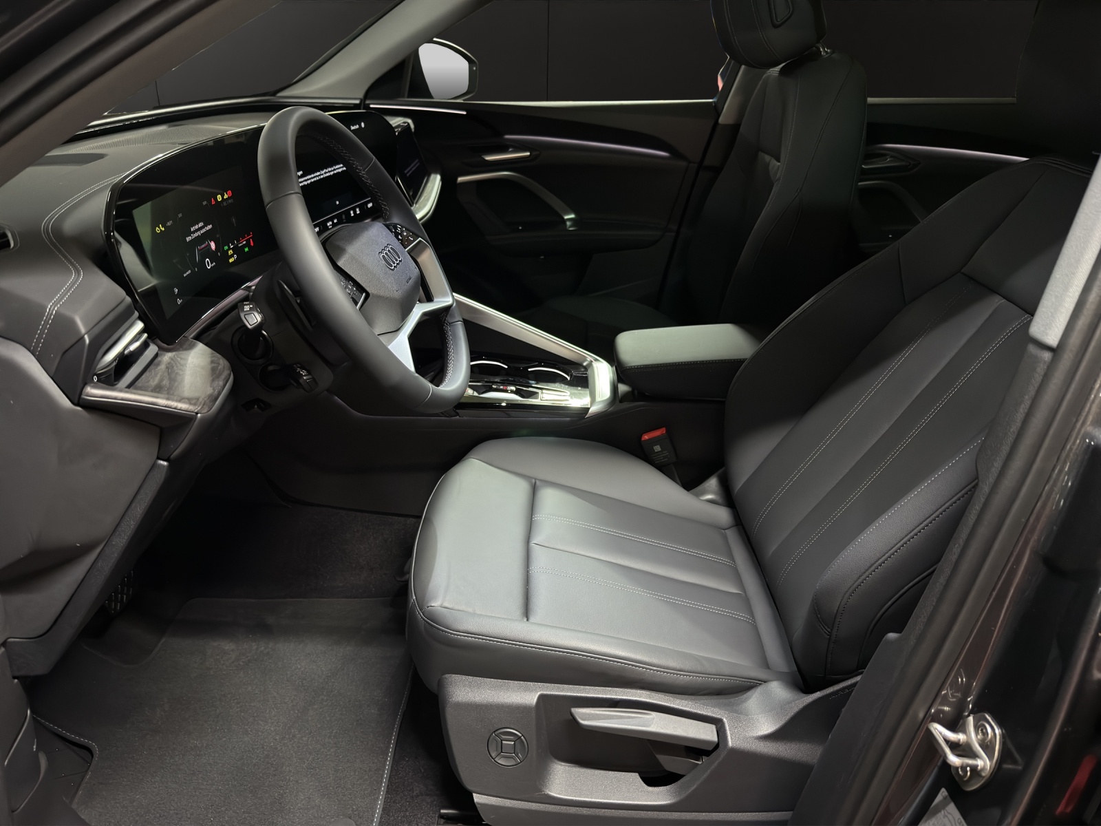 AUDI Q5 TFSI quatto 150 kW S-tronic-image-6