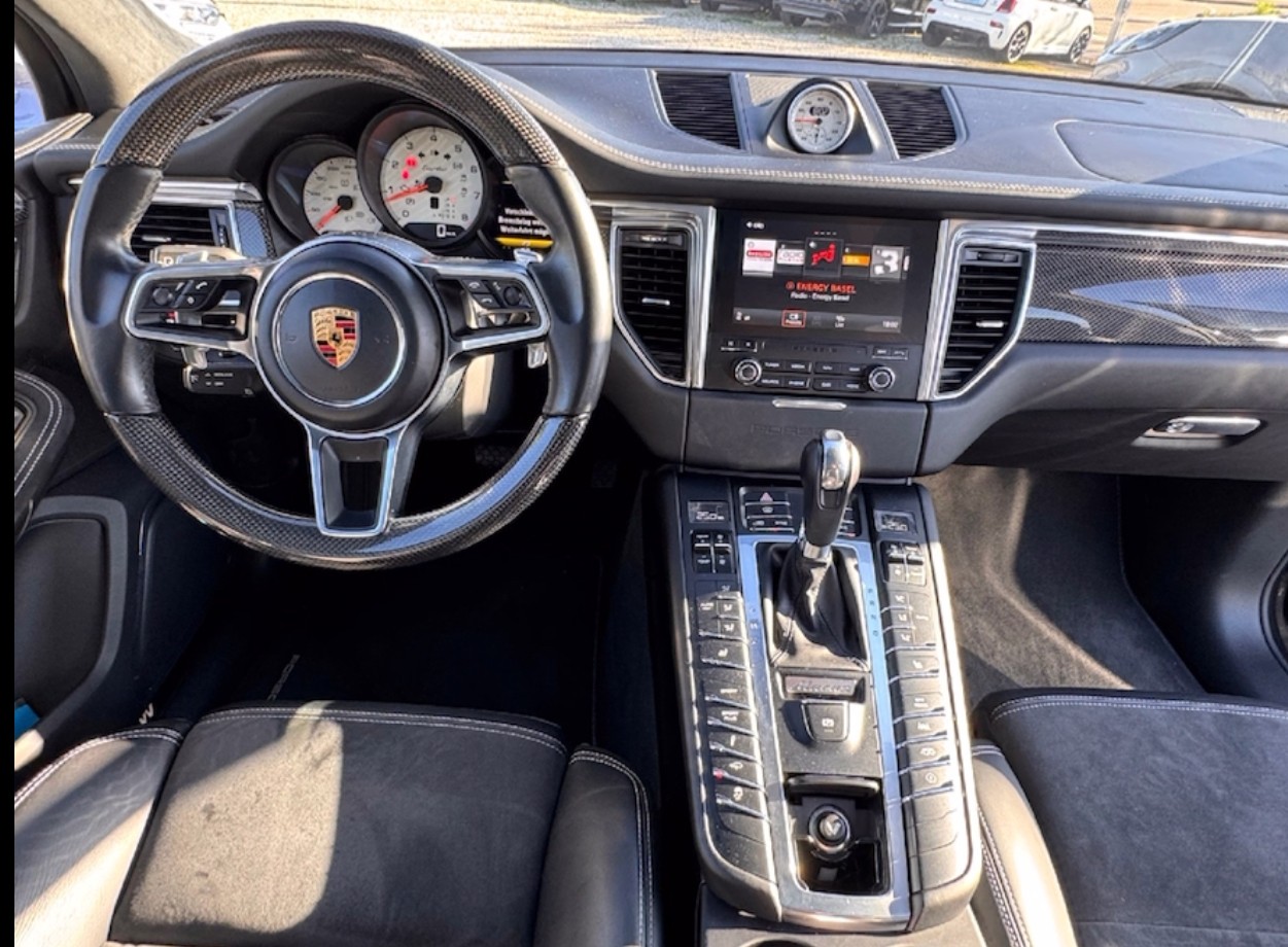 PORSCHE Macan Turbo PDK-image-6