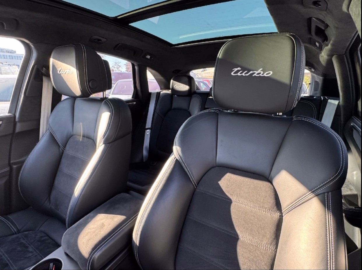 PORSCHE Macan Turbo PDK-image-7
