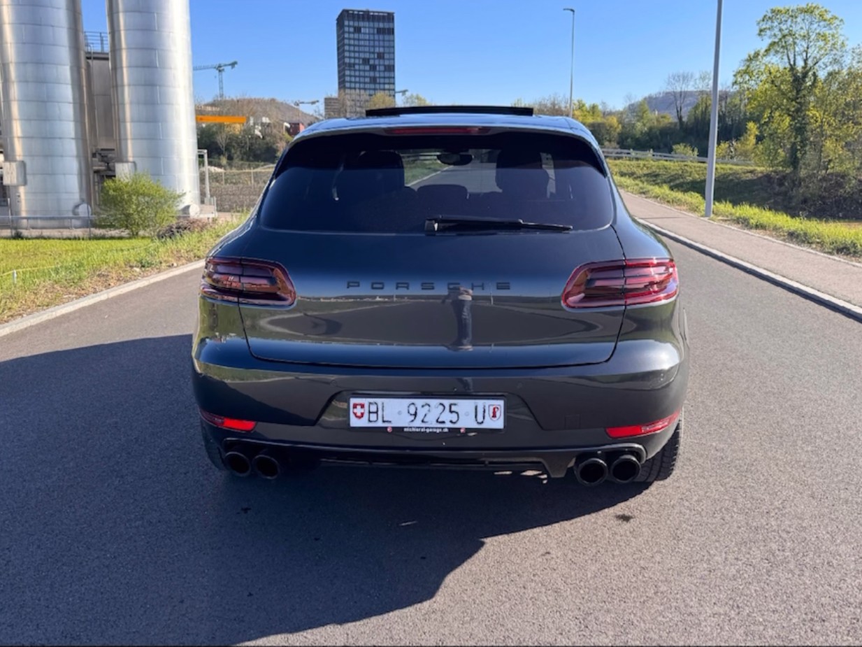 PORSCHE Macan Turbo PDK-image-5