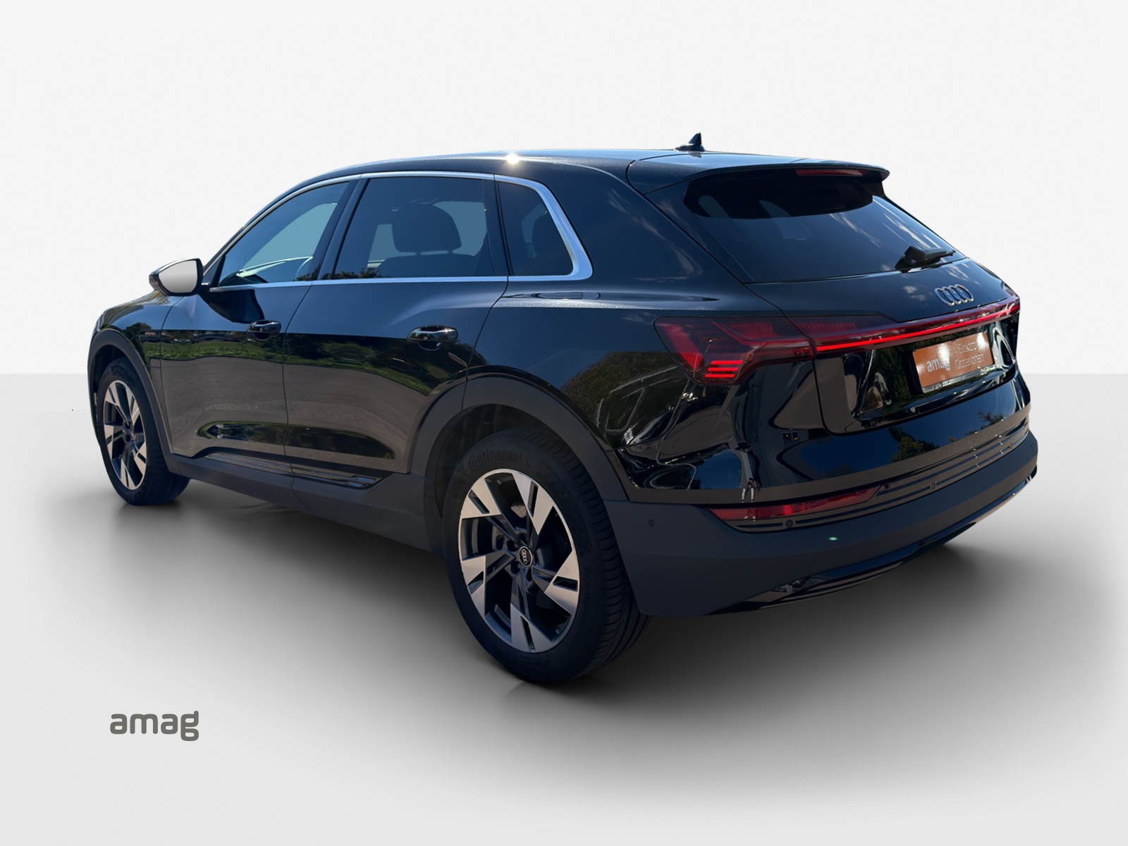 AUDI e-tron 50 Attraction quattro-image-2
