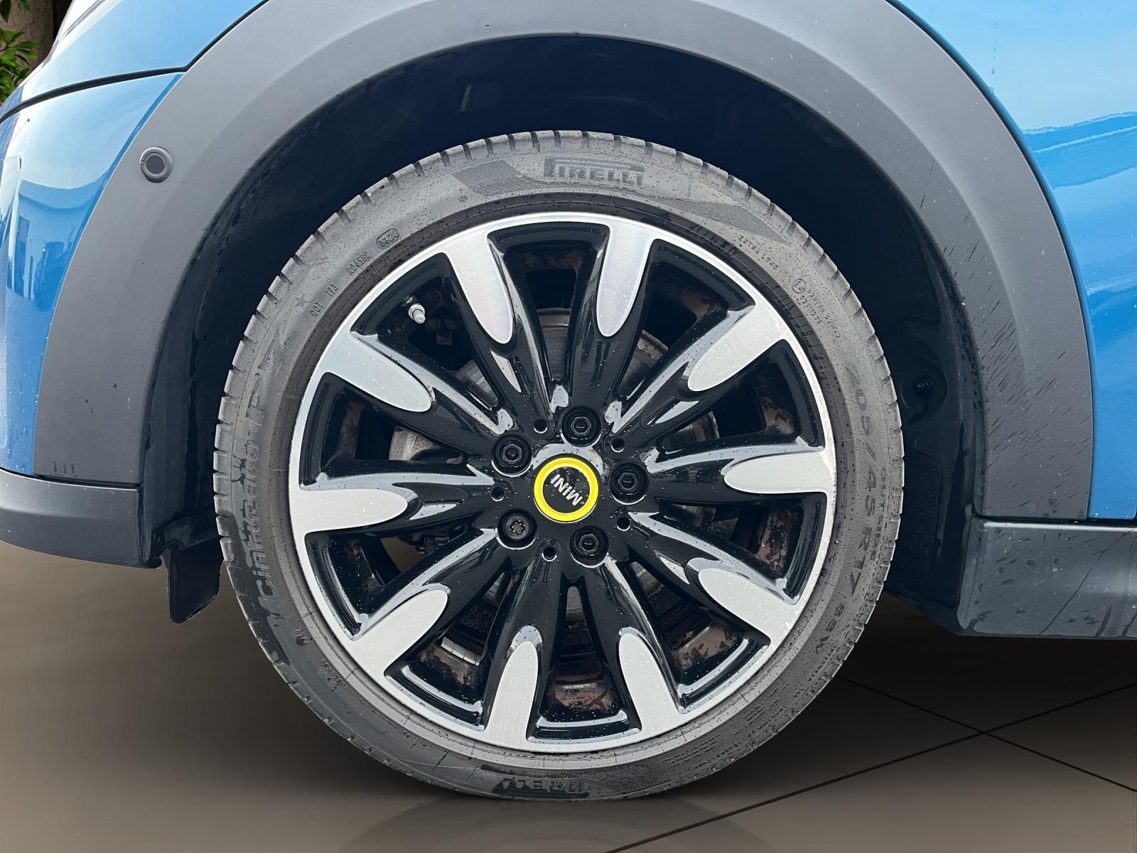MINI Cooper SE (CH)-image-9