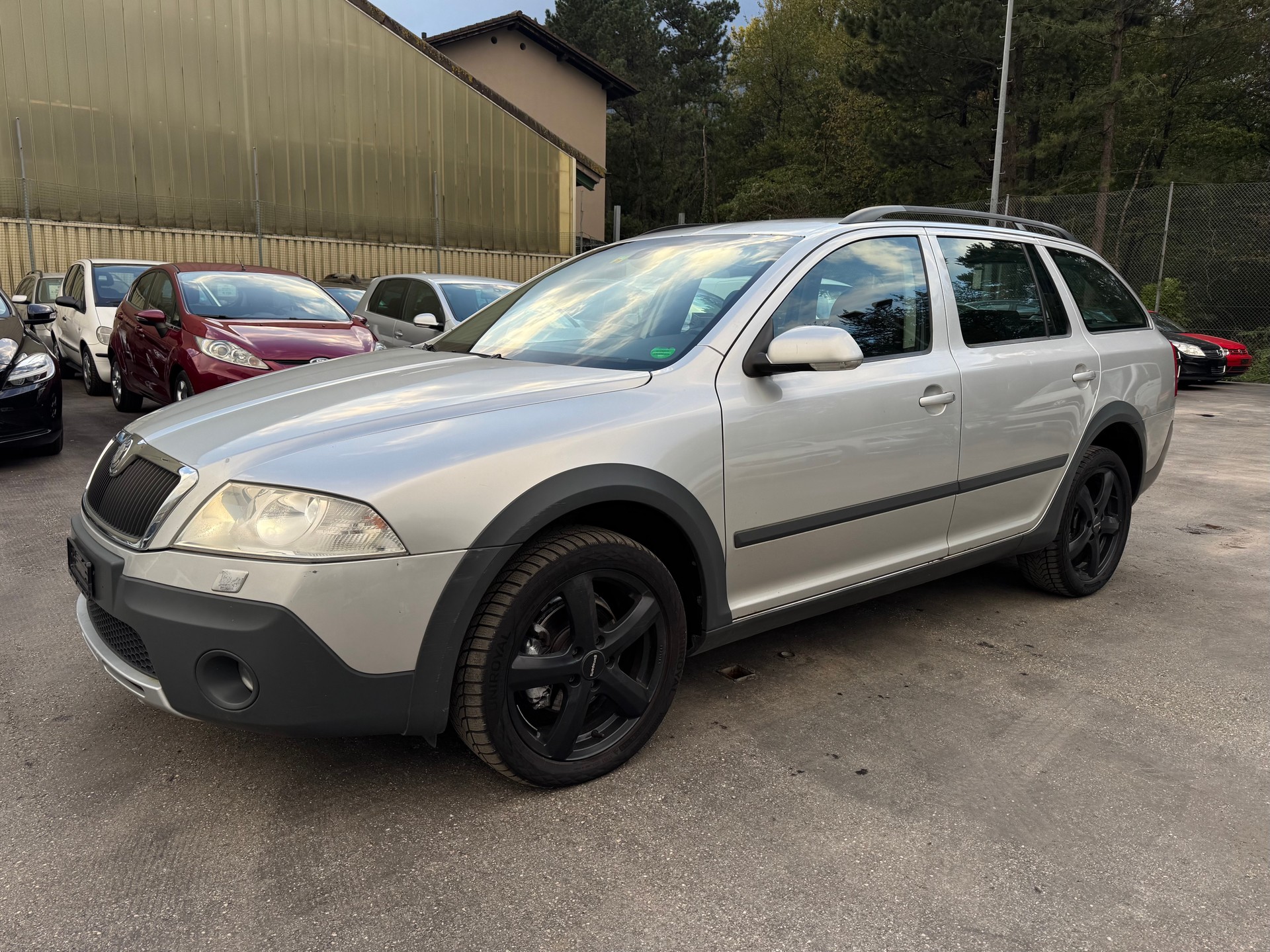 SKODA Octavia Scout 2.0 FSI 4x4-image-7