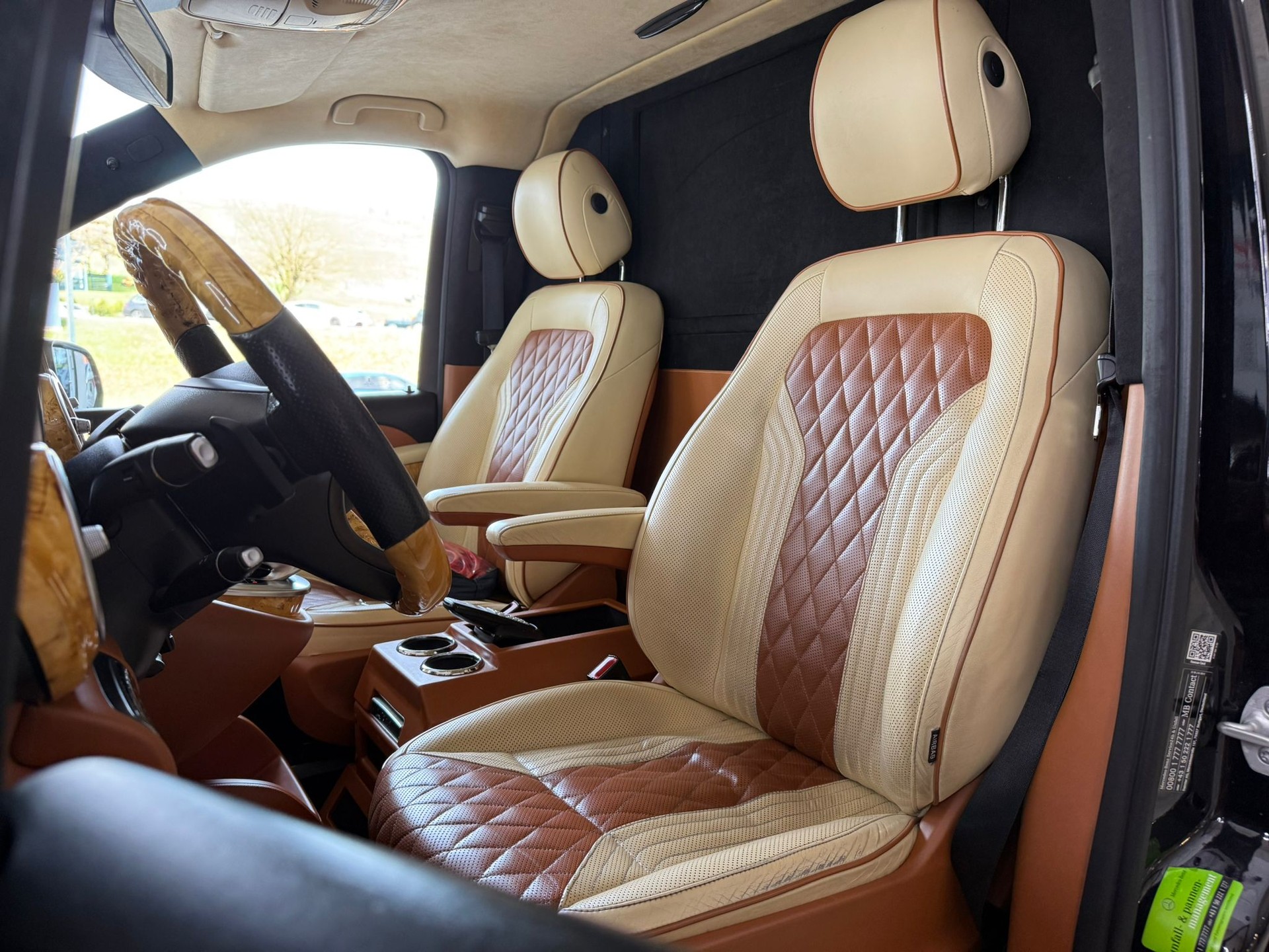 MERCEDES-BENZ V 250 d extralang 4Matic 7G-Tronic VIP-image-9