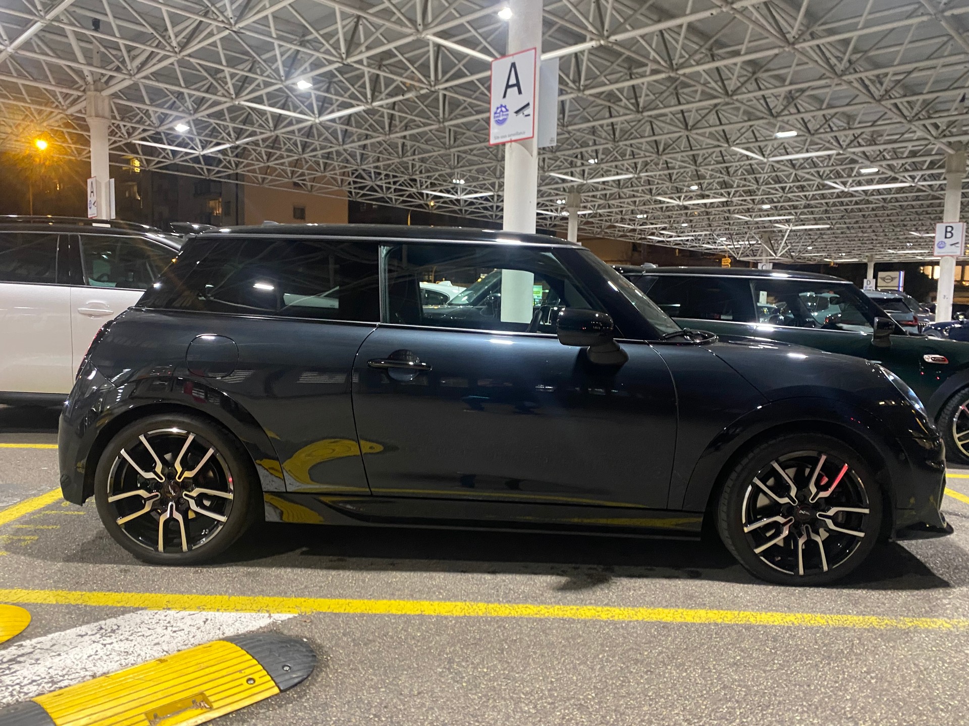 MINI Cooper S-image-3