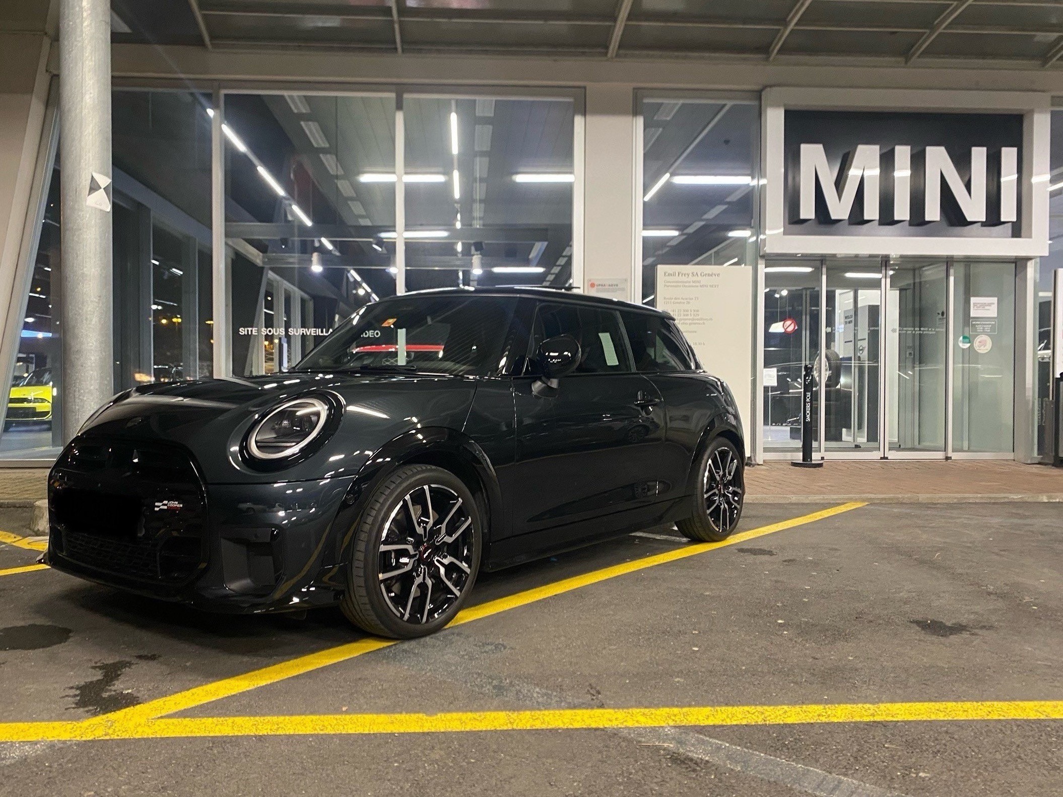 Car photo