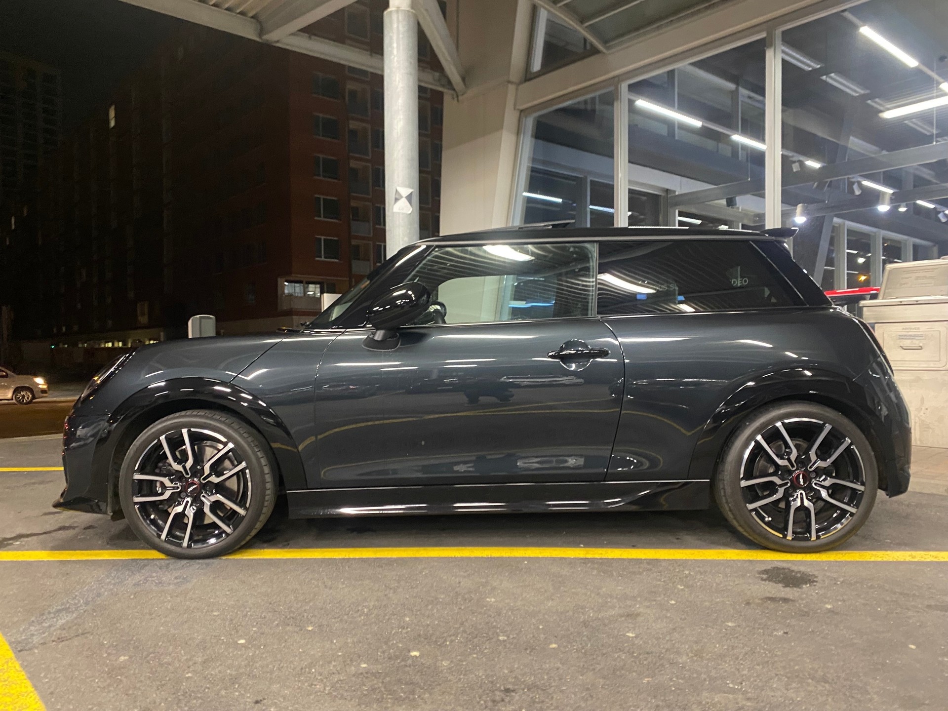 MINI Cooper S-image-1