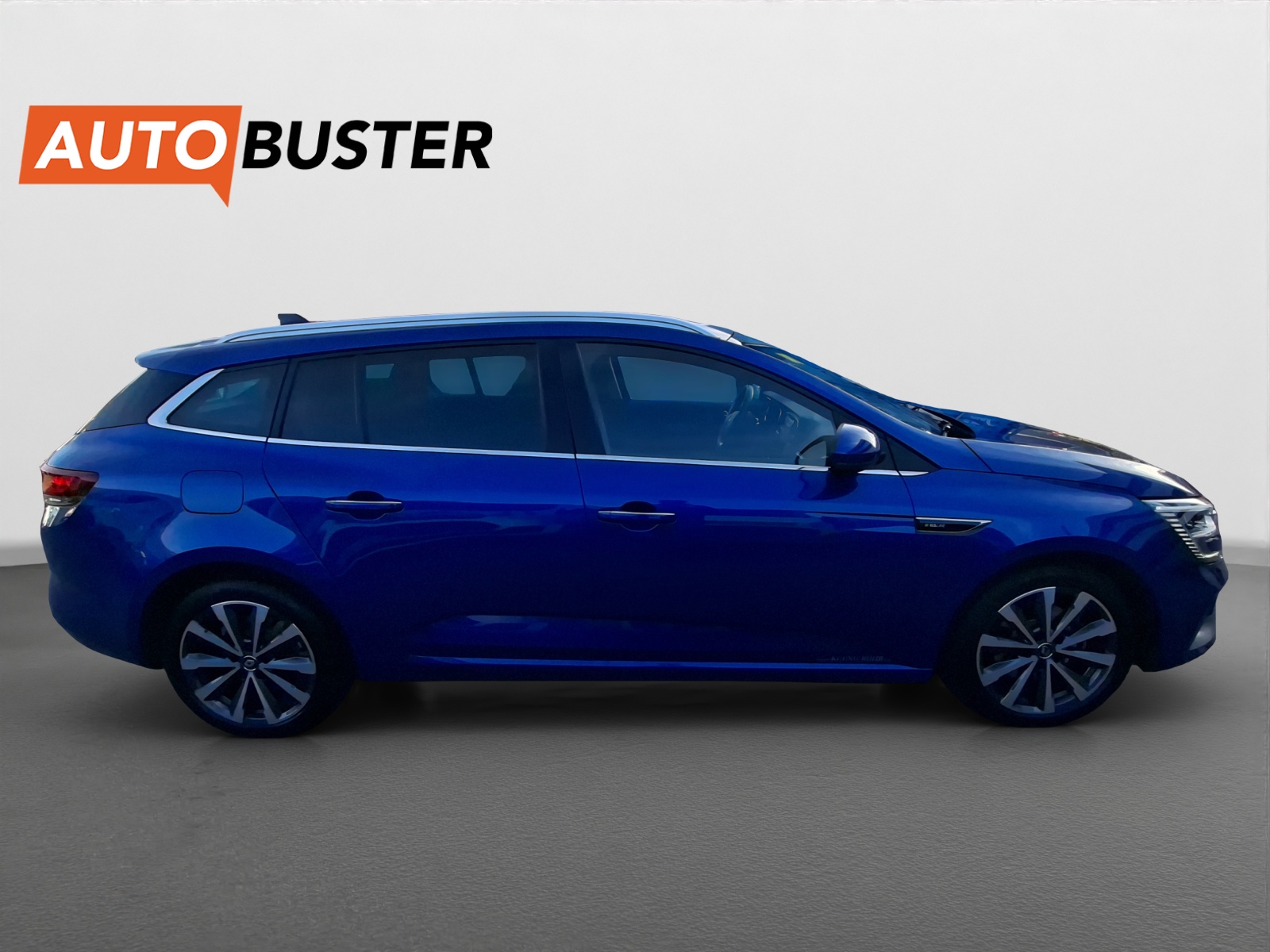 RENAULT Mégane Grandtour 1.6 E-Tech R.S. Line-image-5