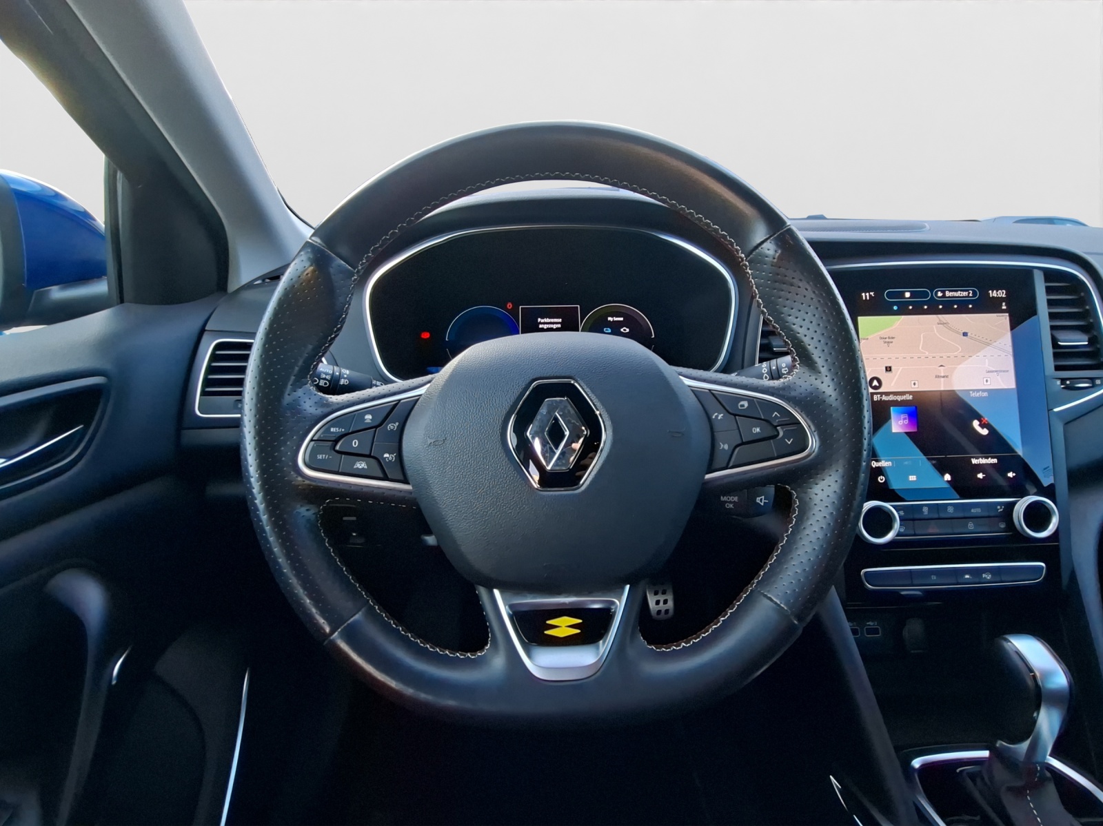 RENAULT Mégane Grandtour 1.6 E-Tech R.S. Line-image-12