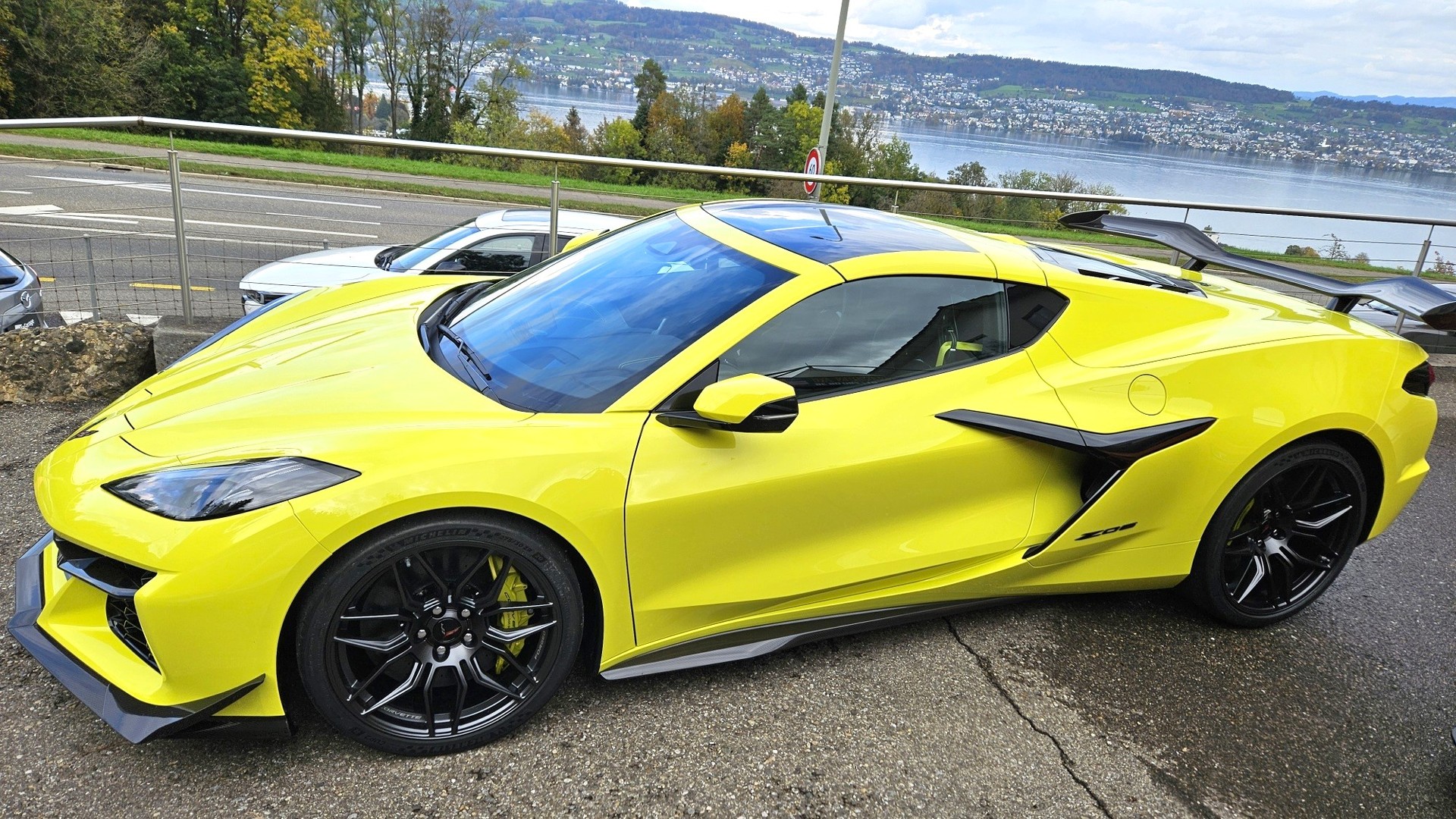 CHEVROLET Corvette Z06 2LZ-image-9
