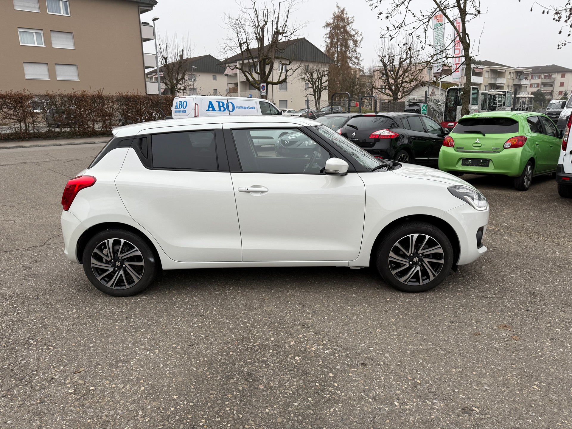 SUZUKI Swift 1.2 Generation Hybrid-image-2