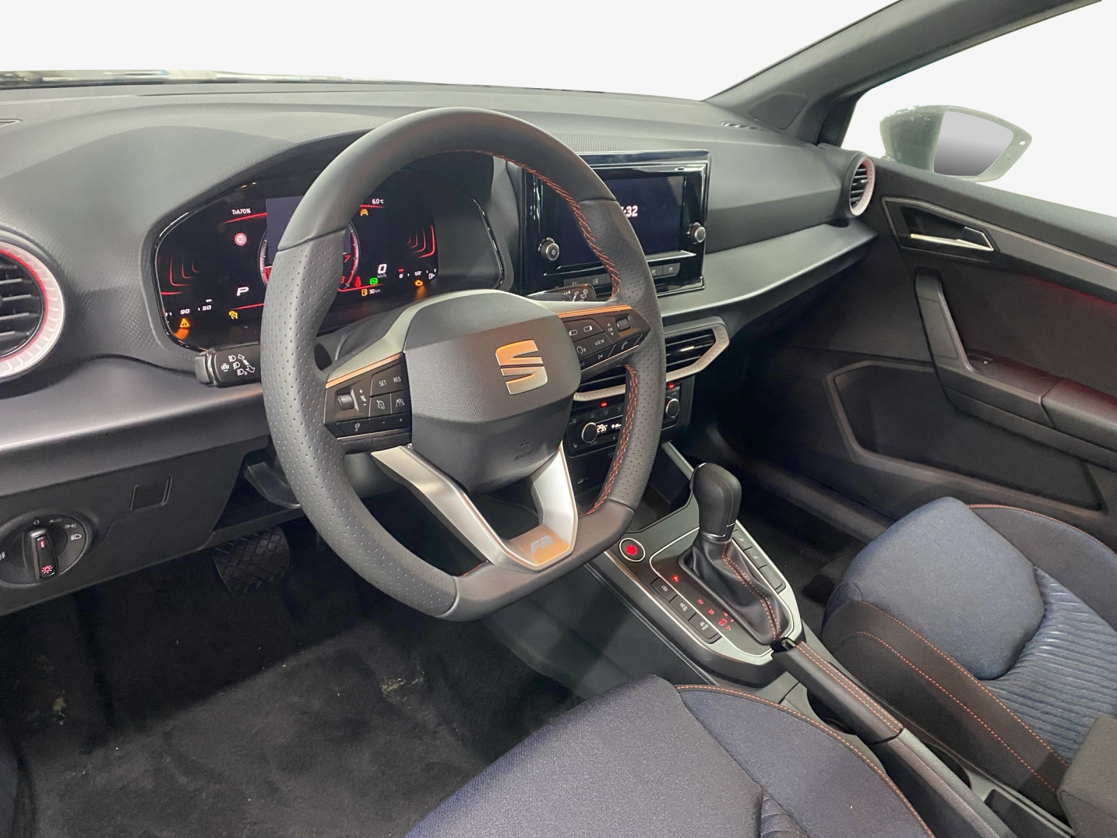 SEAT Arona 1.0 TSI Eco FR DSG-image-14