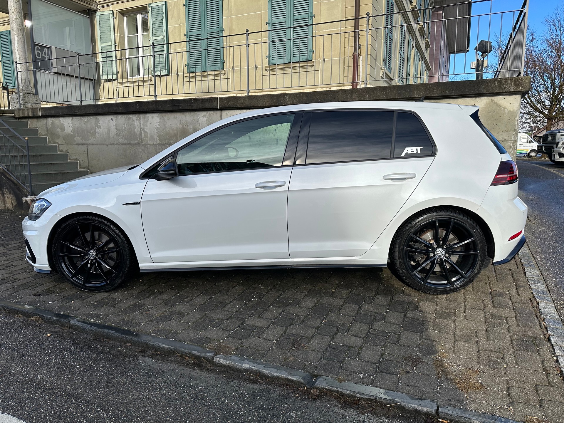 VW Golf 2.0 TSI R ABT 4Motion DSG-image-8