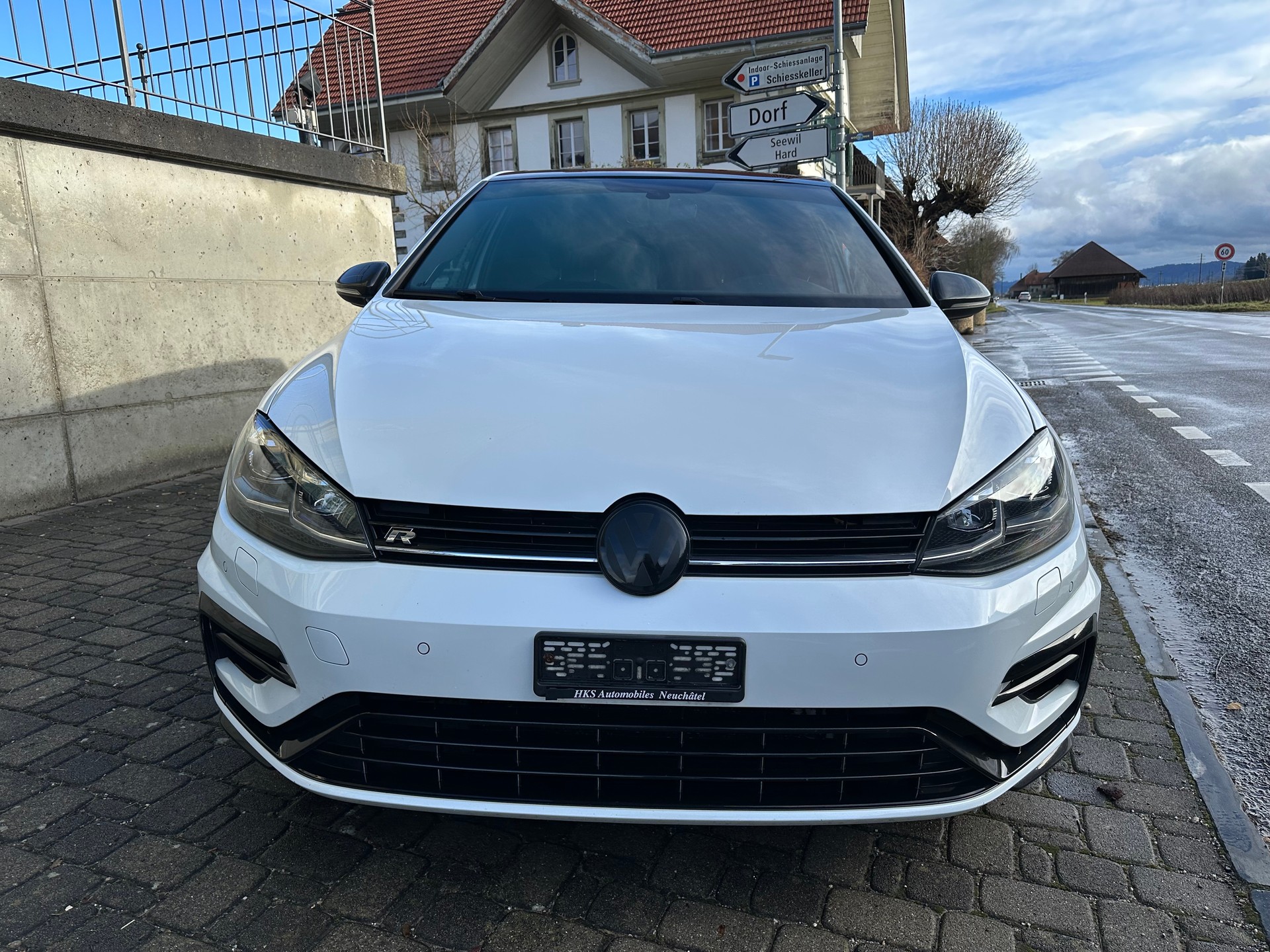 VW Golf 2.0 TSI R ABT 4Motion DSG-image-6
