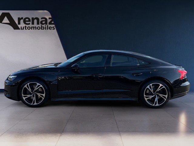 AUDI e-tron GT quattro-showroom-element-1