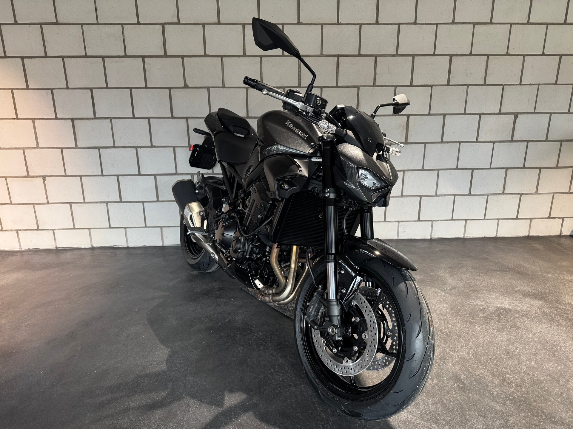 KAWASAKI Z 900 (70kW)-showroom-element-2
