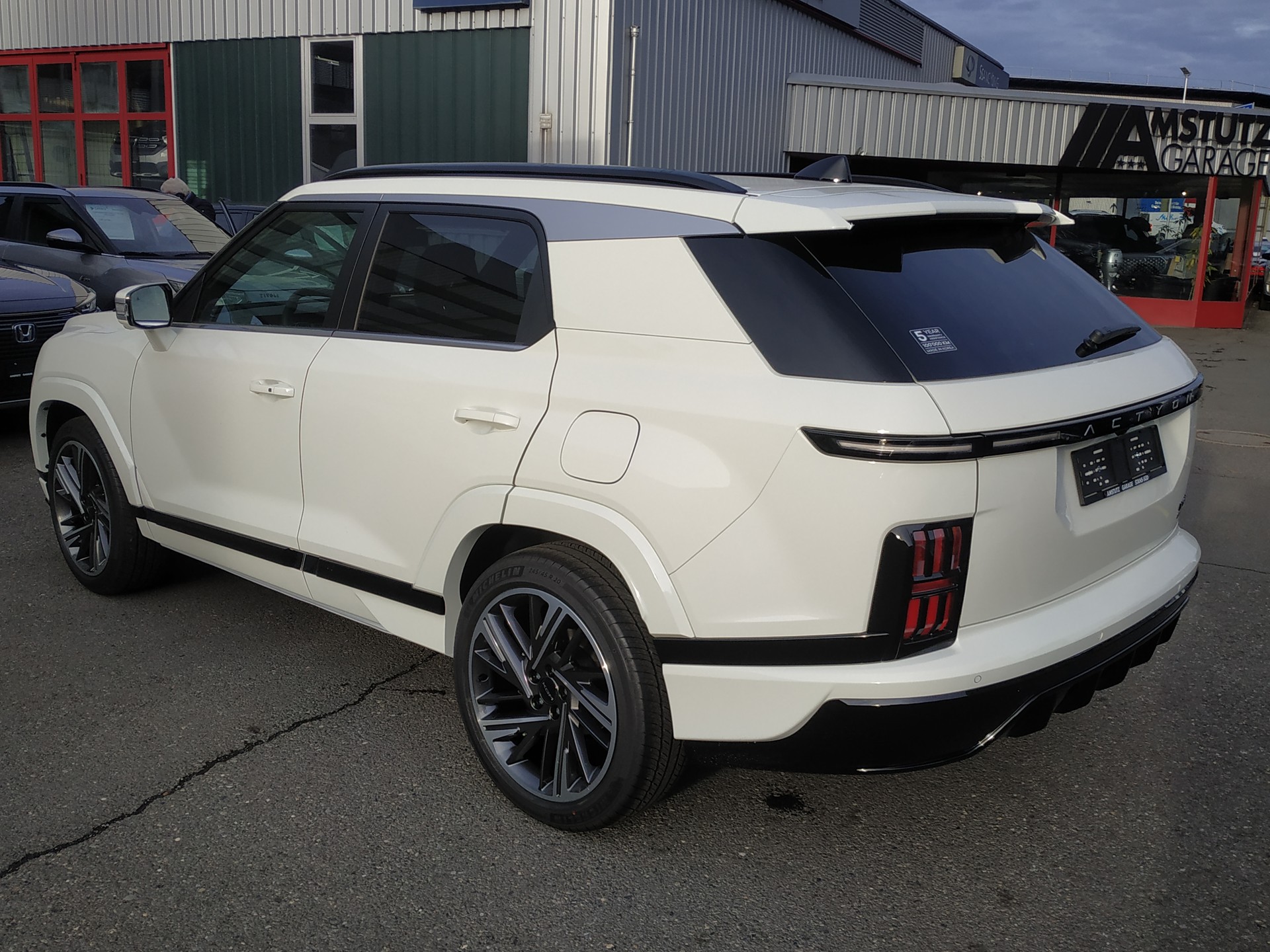 KGM-SsangYong Actyon 1.5 T GDI Hybrid Titanium Automat-image-4