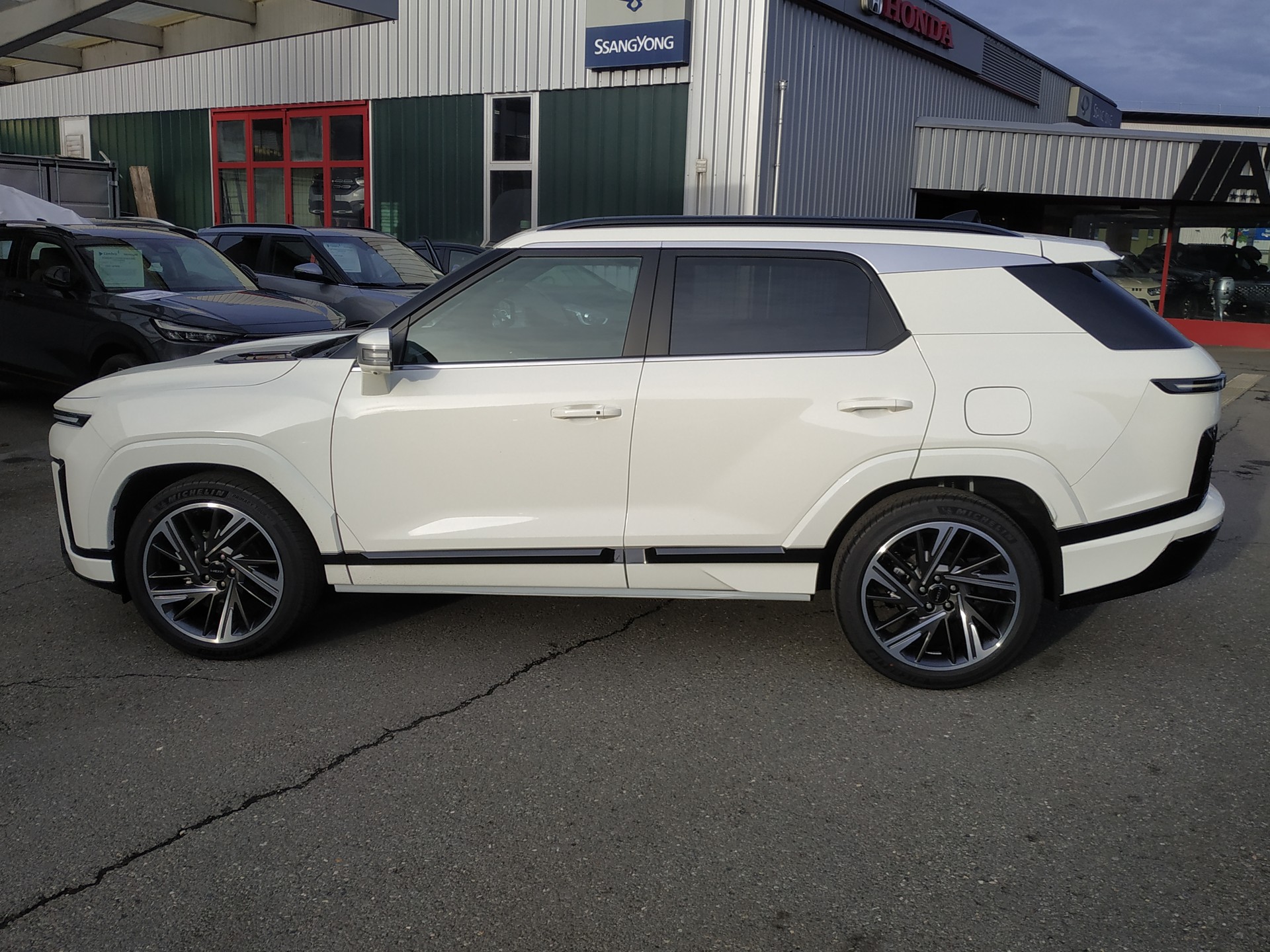 KGM-SsangYong Actyon 1.5 T GDI Hybrid Titanium Automat-image-7
