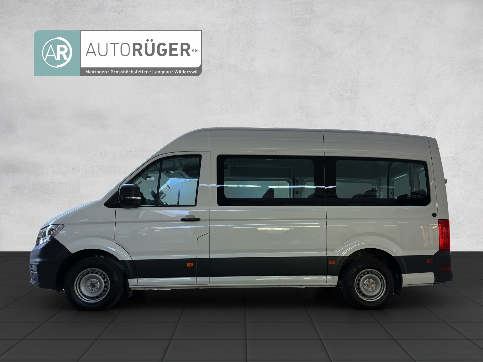 VW Crafter 35 2.0 BiTDI Entry L4 A-image-2