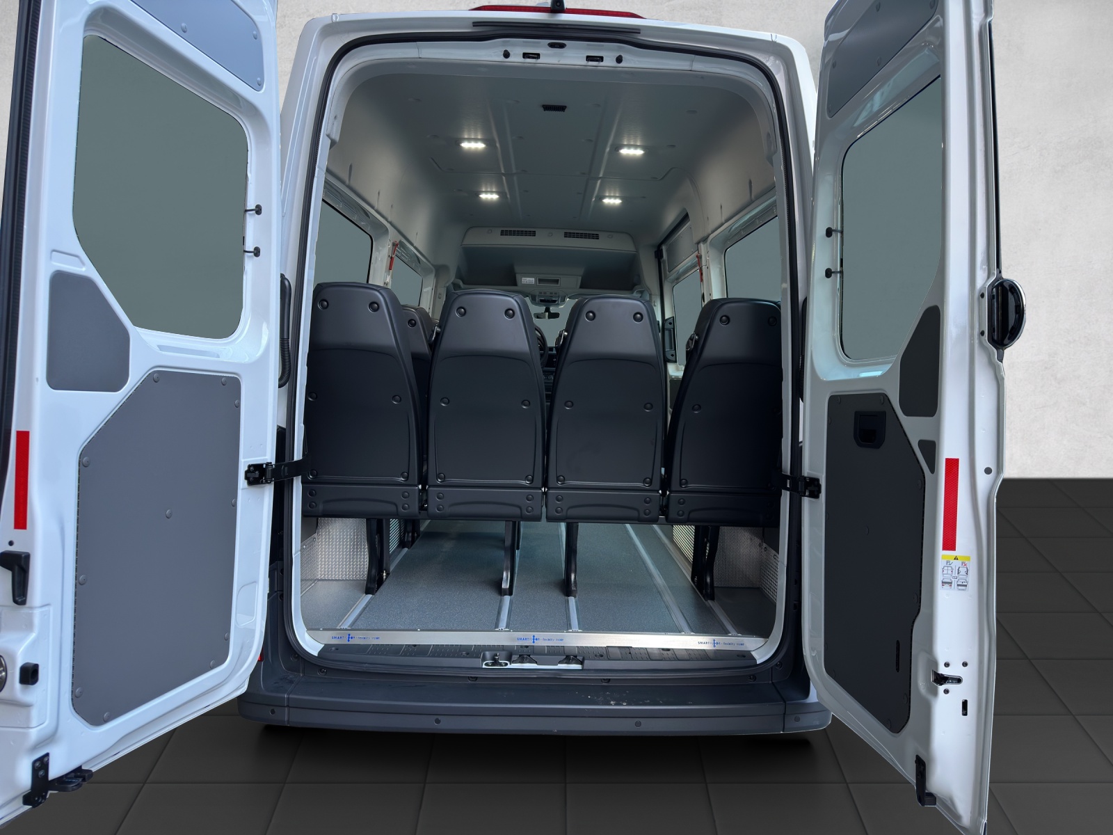 VW Crafter 35 2.0 BiTDI Entry L4 A-image-10