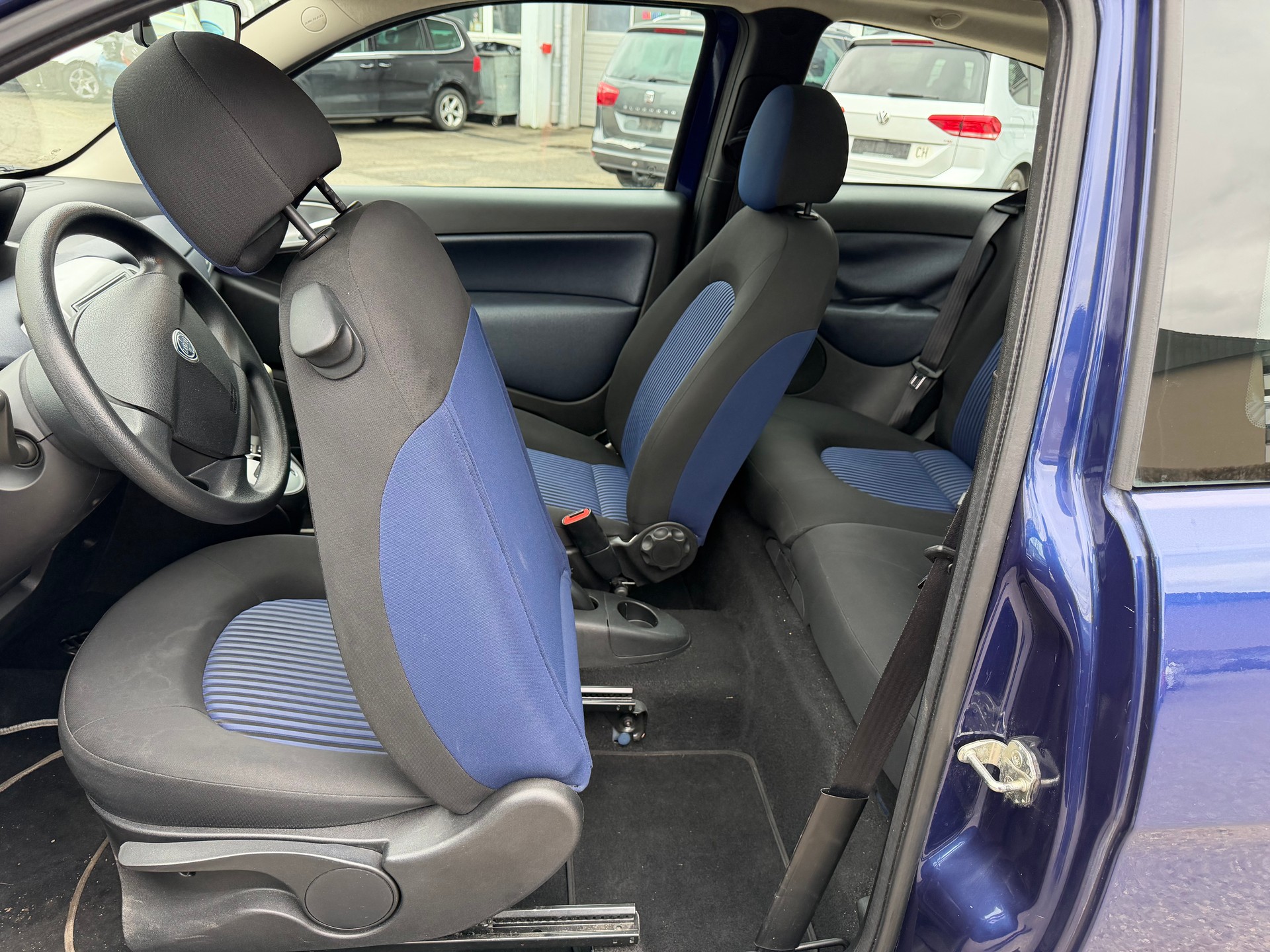 LANCIA Ypsilon 1.4 16V Platino-image-6