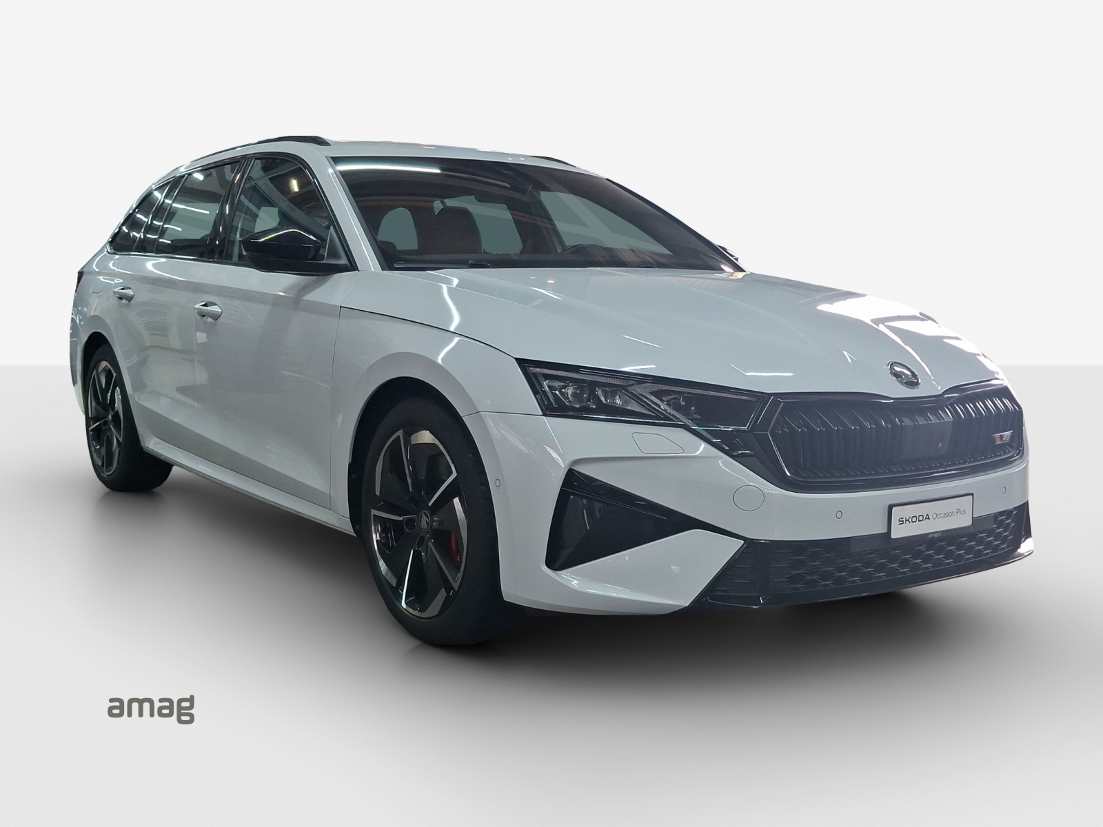 SKODA Octavia Combi 2.0 TSI DSG RS-image-5