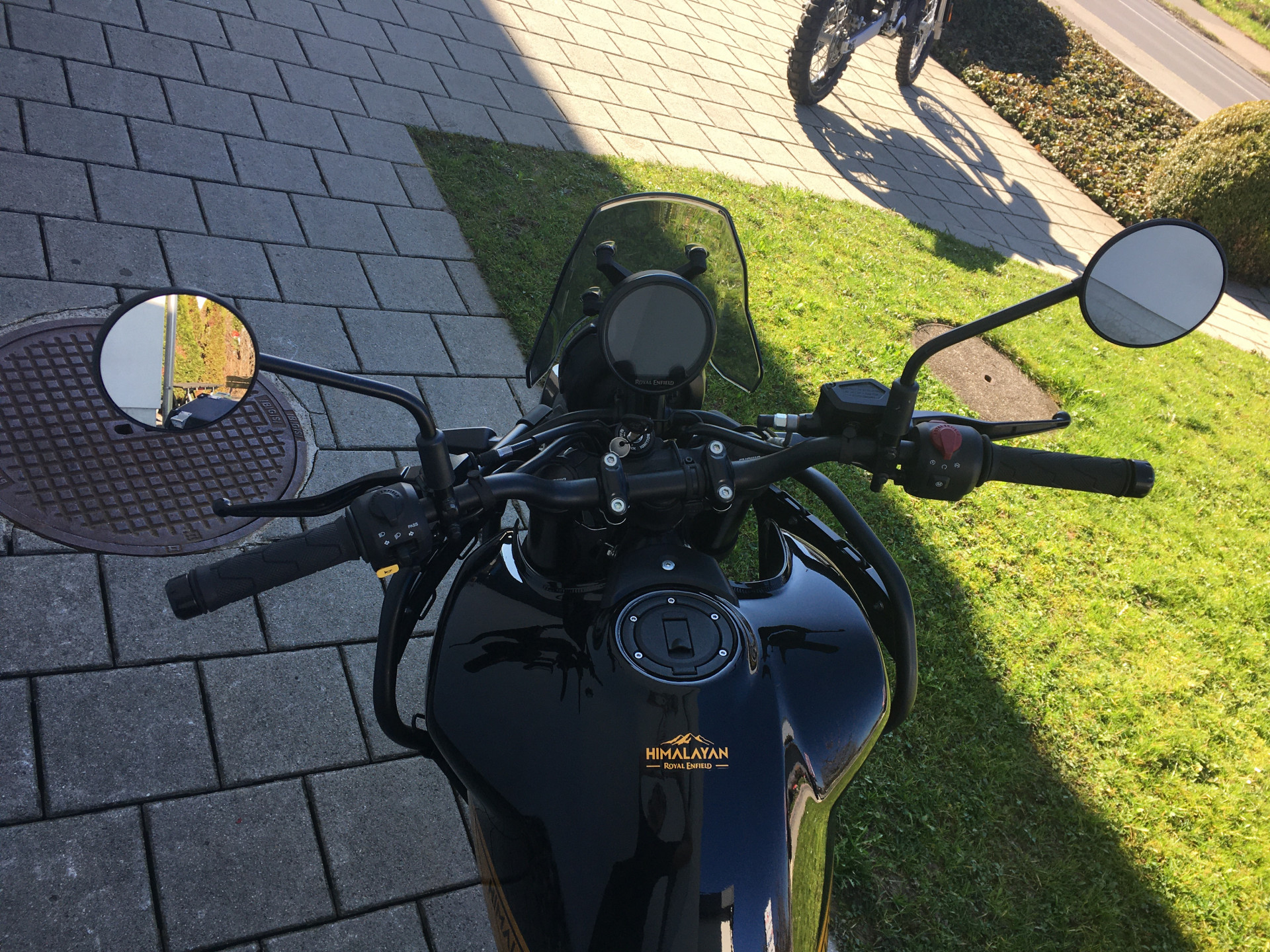 ROYAL ENFIELD Himalayan 452-image-6