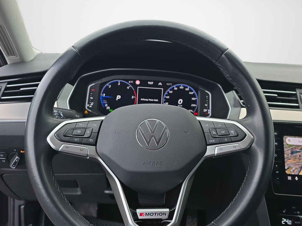 VW Passat 2.0 TDI 200 Elegance 75th Edition 4m-image-9