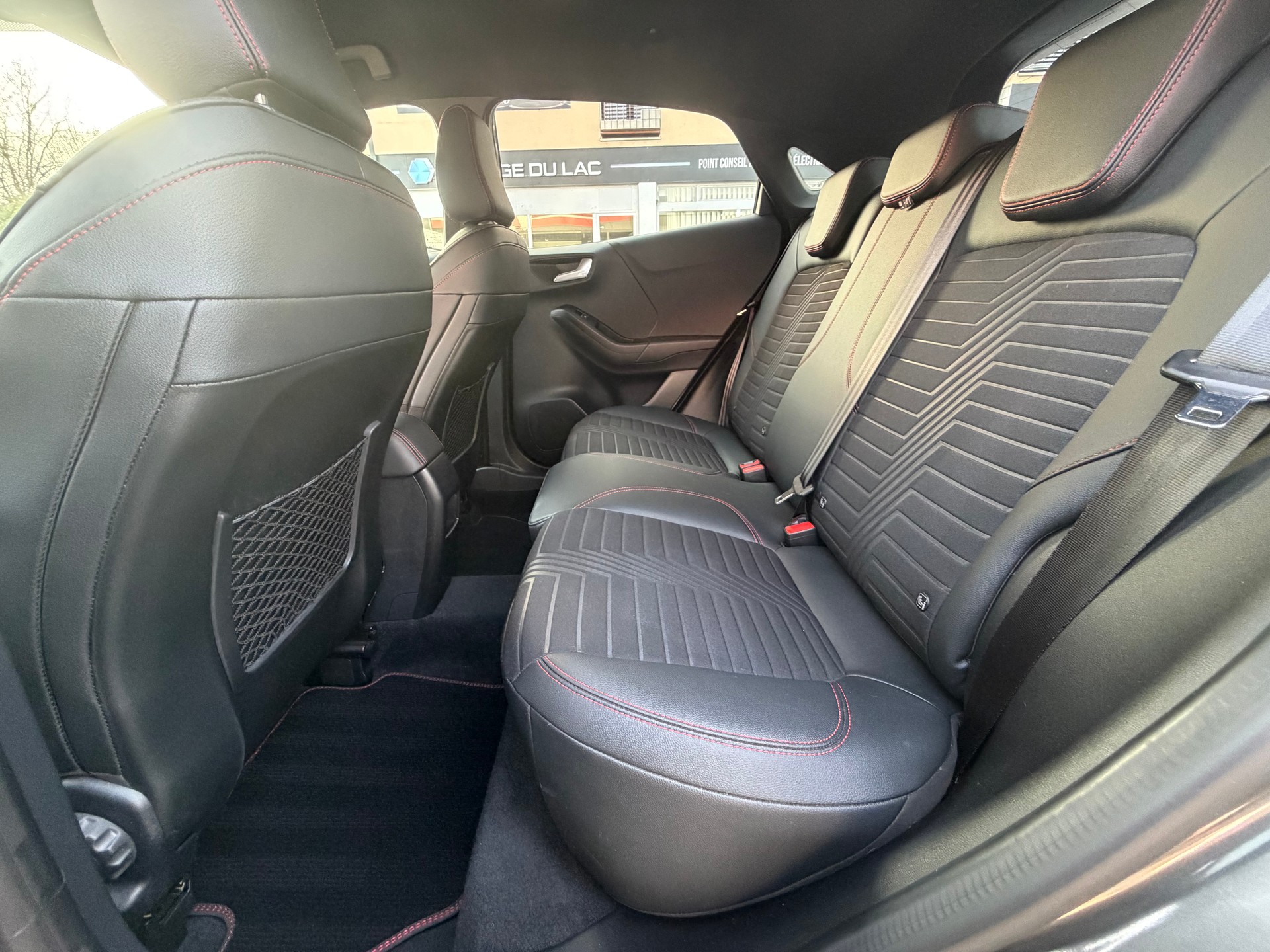 FORD Puma 1.0 MHEV ST-Line X Automat-image-9