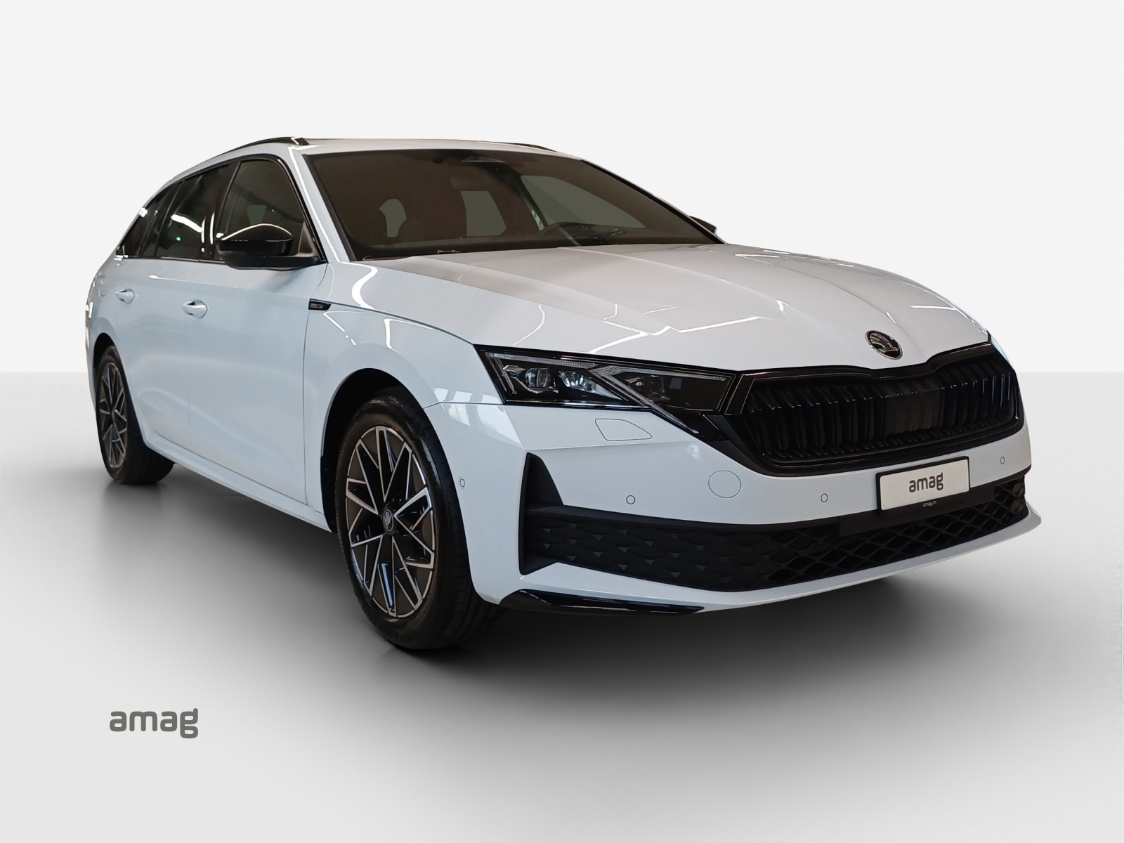SKODA Octavia Combi 2.0 TSI DSG Sport Line 4x4-image-5