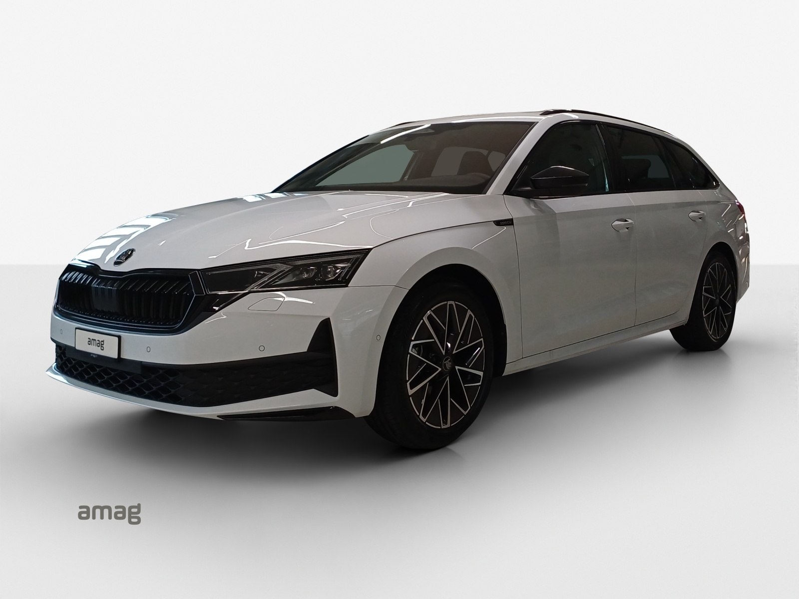 SKODA Octavia Combi 2.0 TSI DSG Sport Line 4x4-image-0