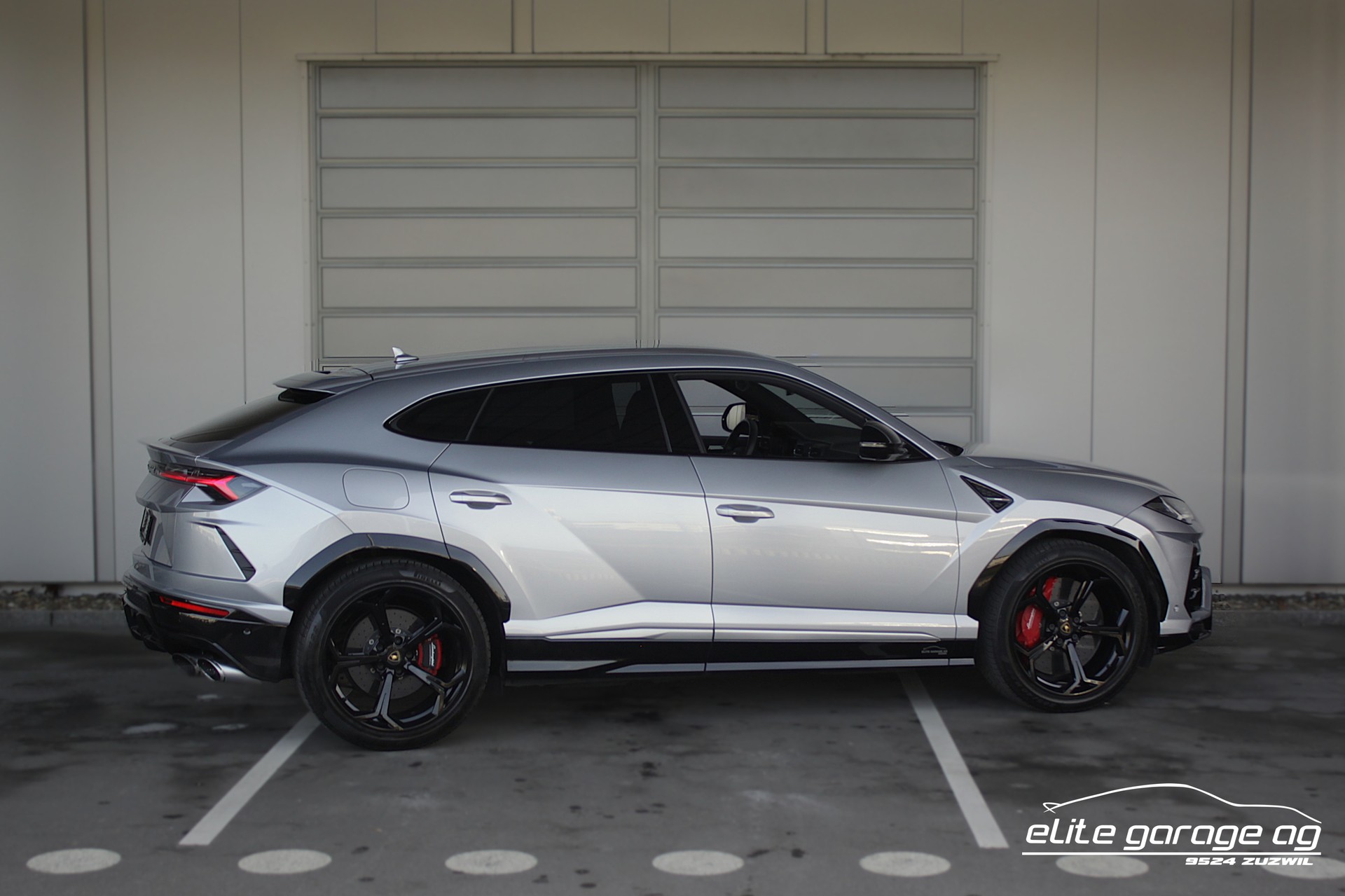 LAMBORGHINI Urus E-Gear-image-4
