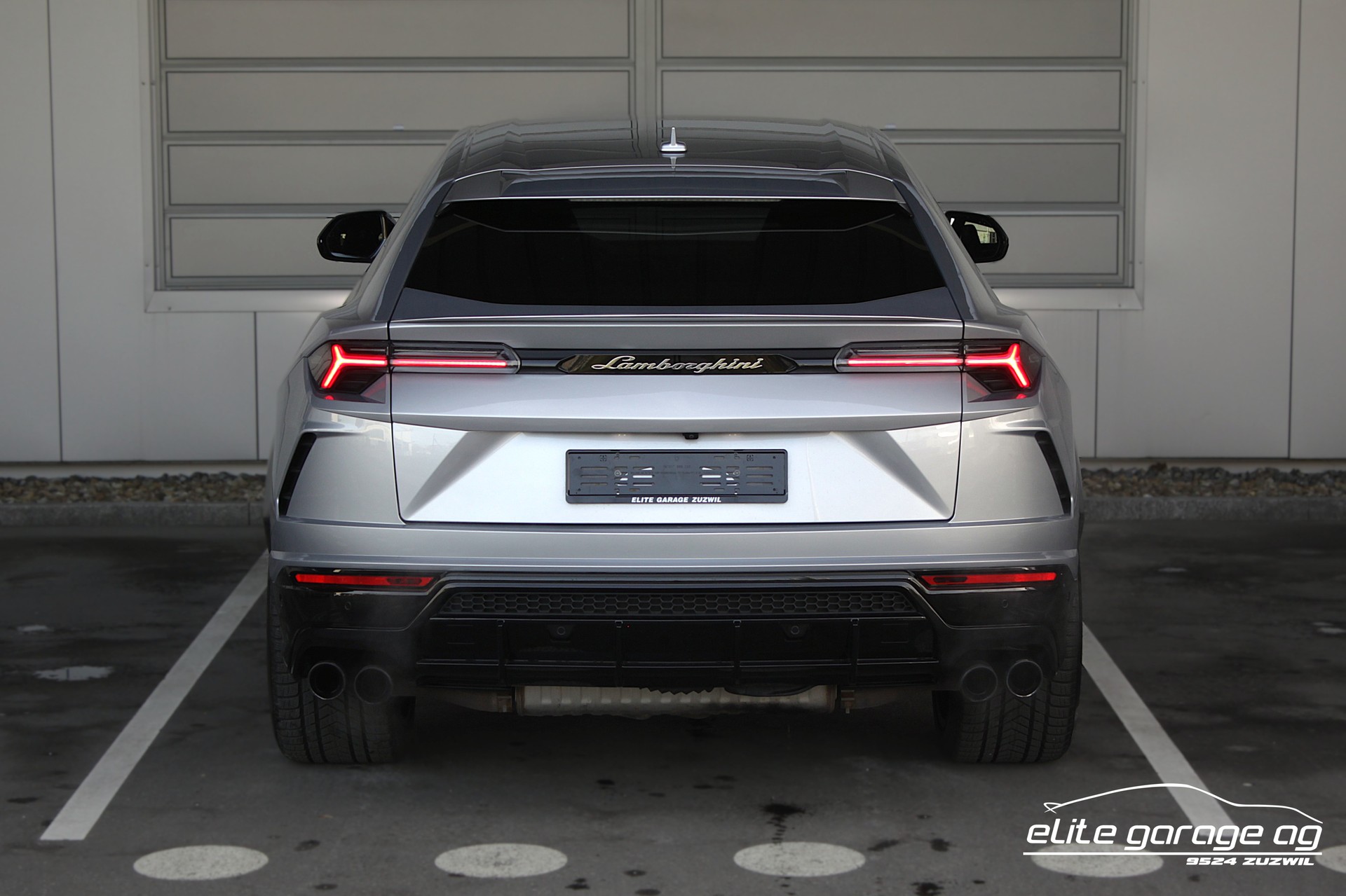 LAMBORGHINI Urus E-Gear-image-3
