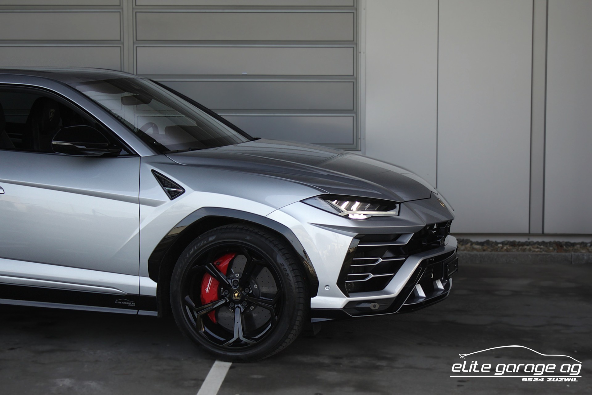 LAMBORGHINI Urus E-Gear-image-8