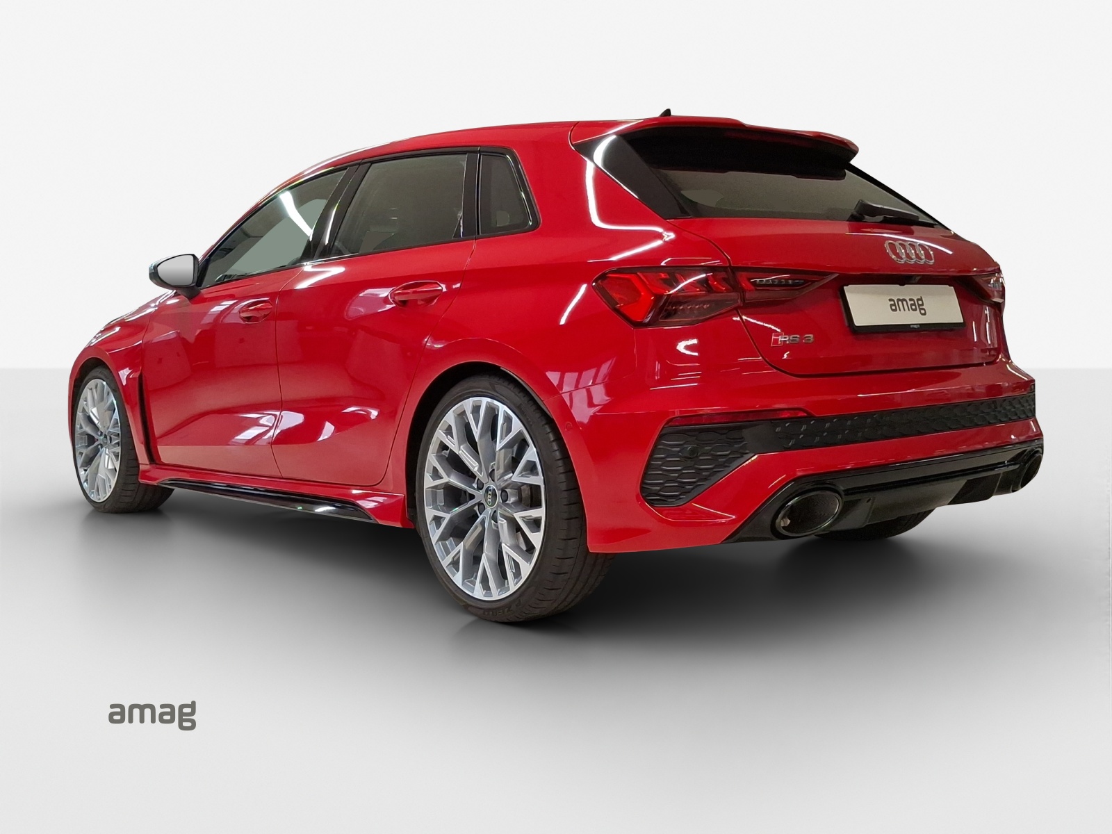 AUDI RS3 Sportback 2.5 TSI quattro S-tronic-image-2