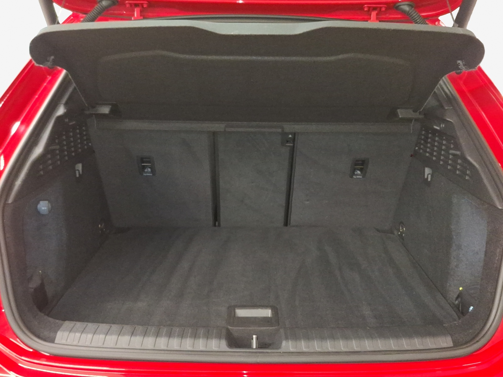 AUDI RS3 Sportback 2.5 TSI quattro S-tronic-image-12