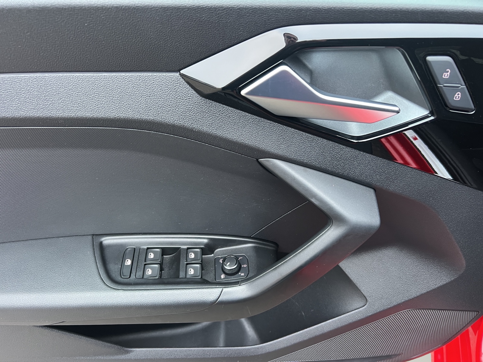 AUDI A1 Sportback 30 TFSI S-tronic-image-9