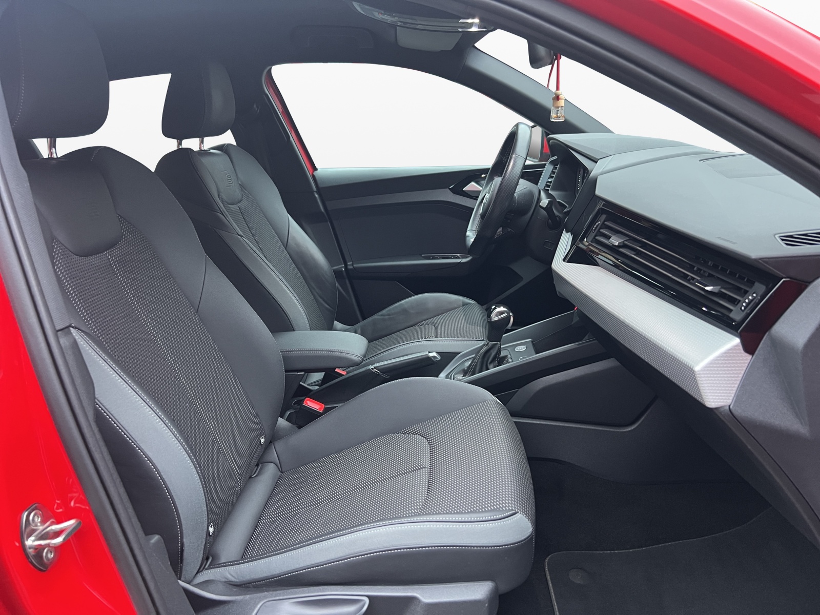 AUDI A1 Sportback 30 TFSI S-tronic-image-14