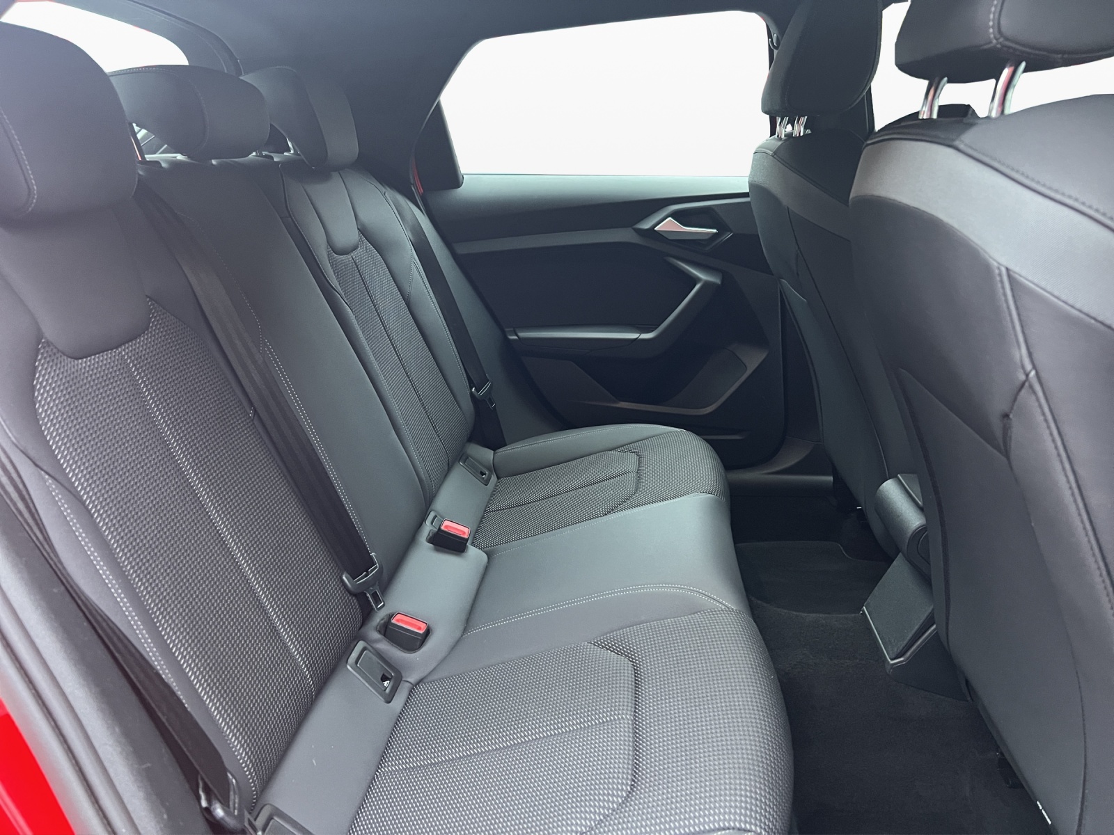 AUDI A1 Sportback 30 TFSI S-tronic-image-18